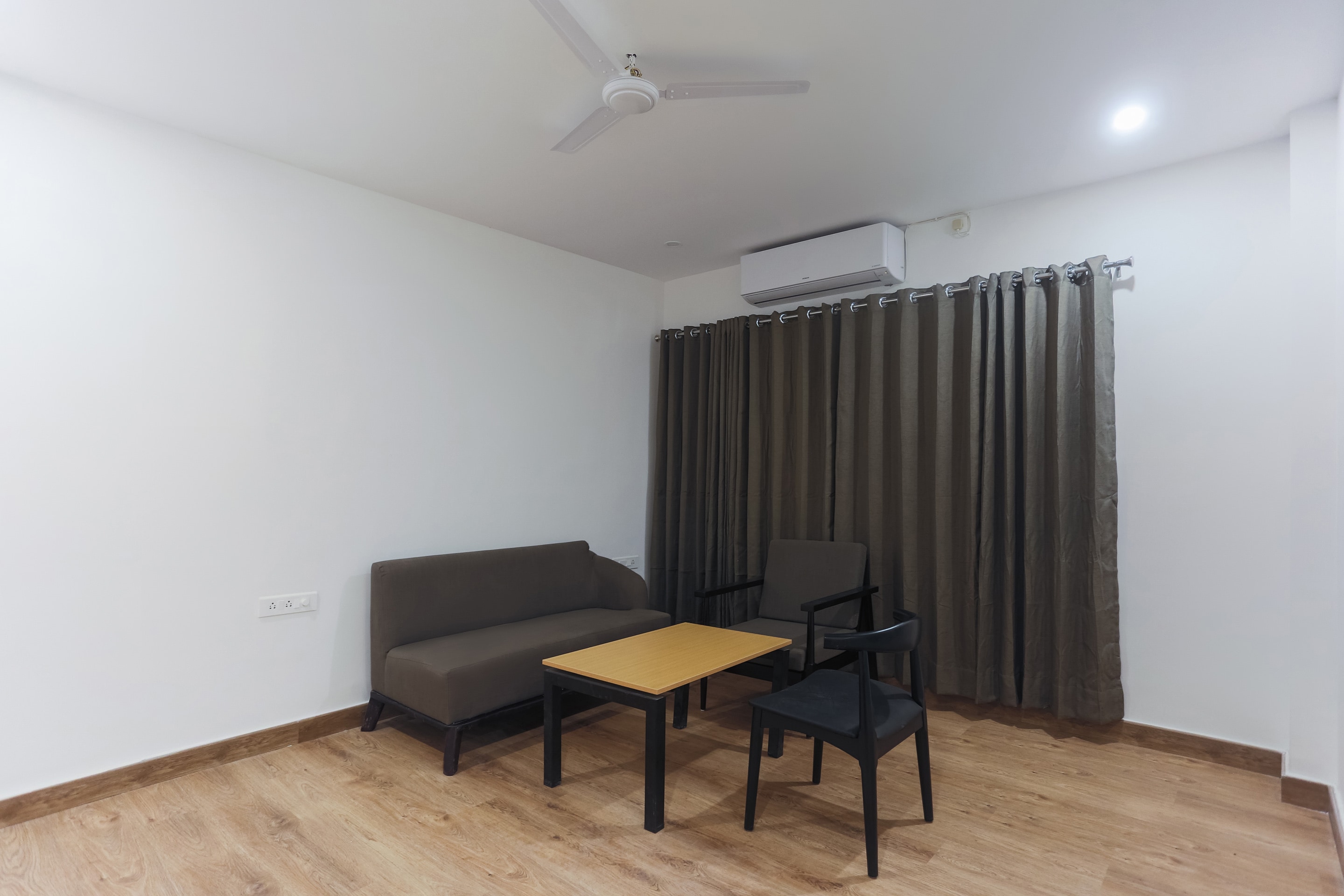OYO Townhouse 235 Swain Heritage, Bhubaneswar 2