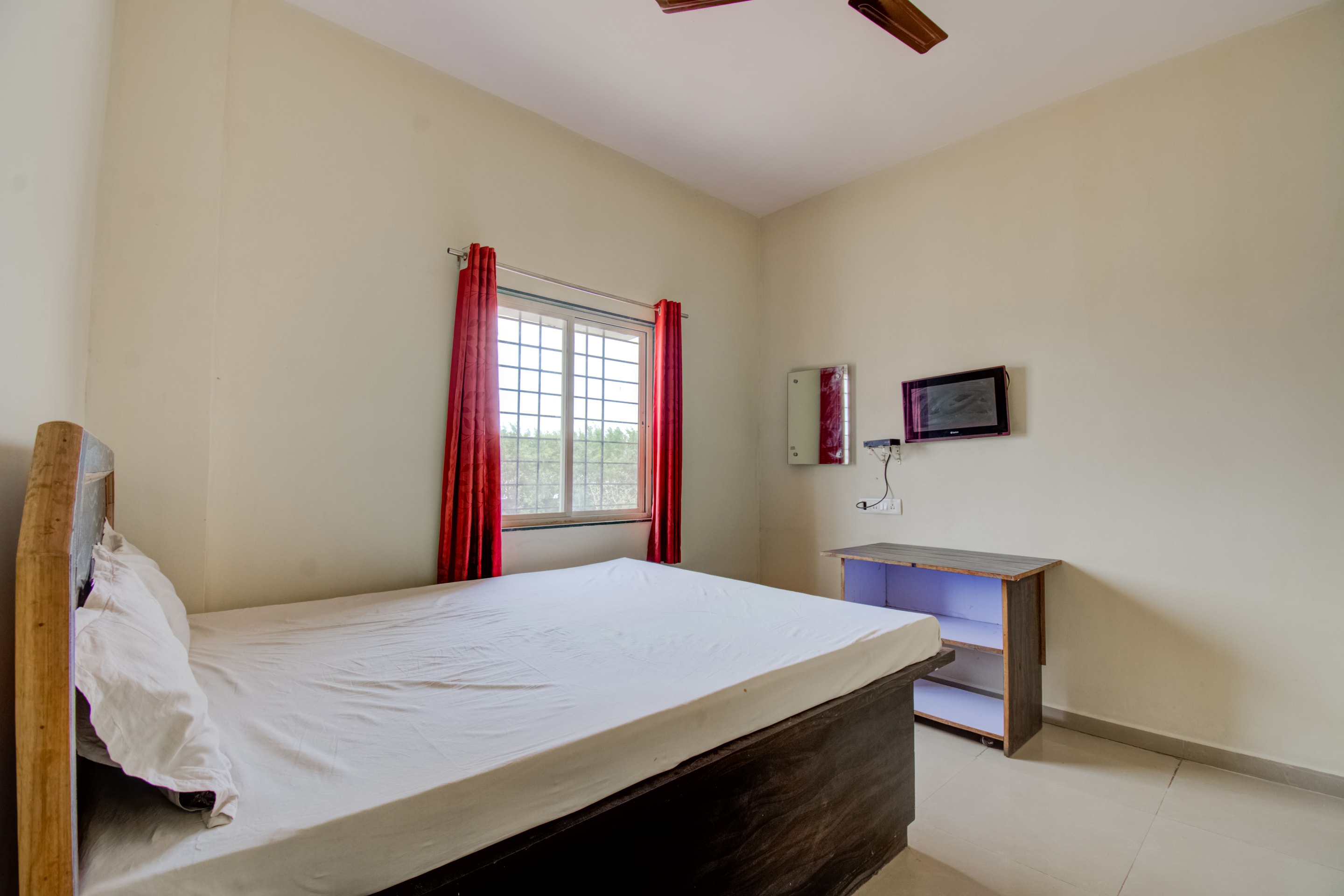 SPOT ON 73501 San Tower Hotel, Trivandrum 5