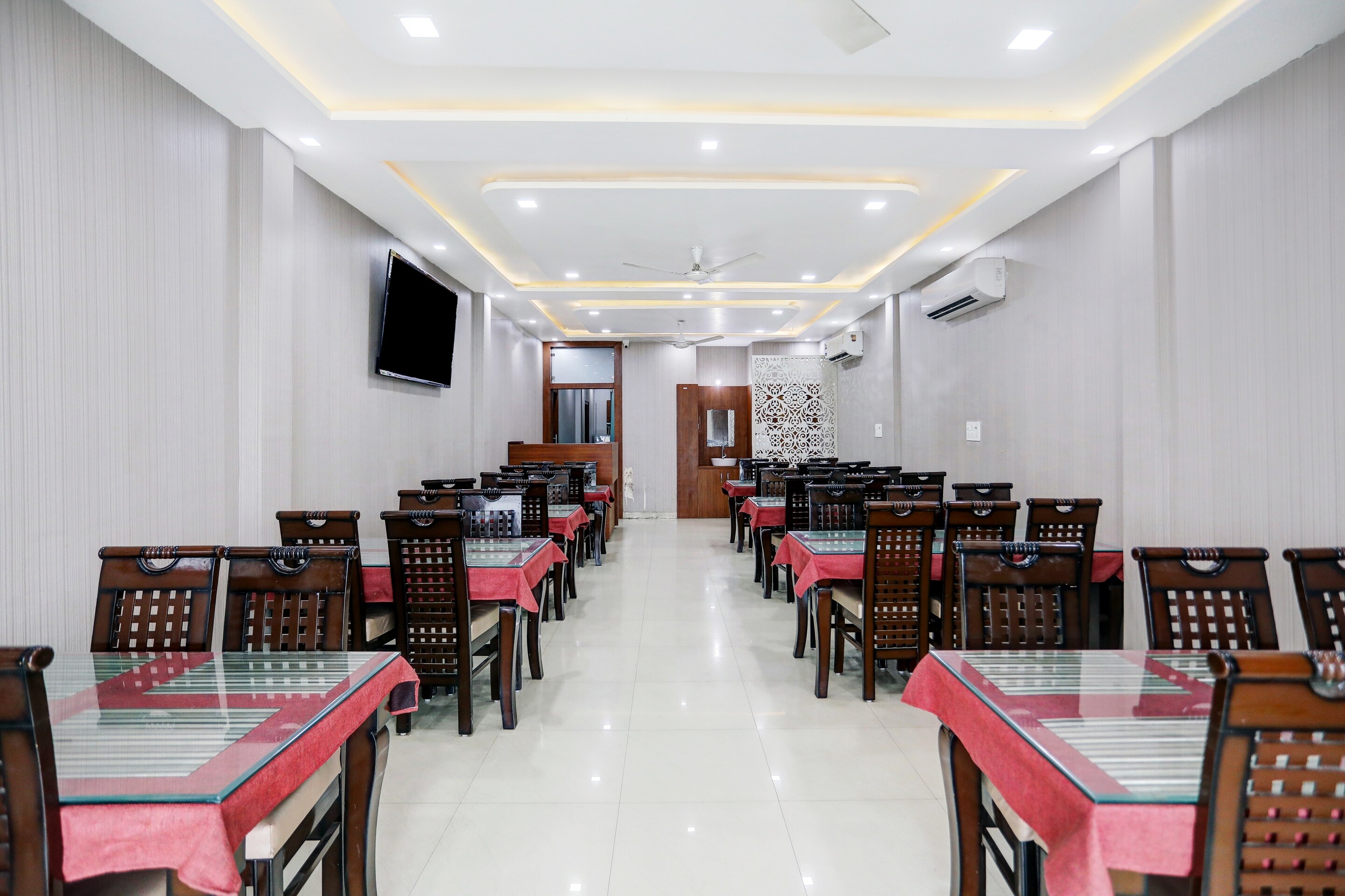 Townhouse 481 Hotel City Star, Bareilly 2
