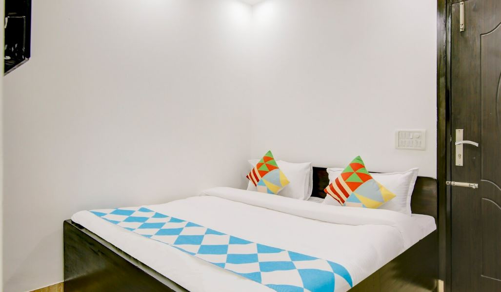 Premium Villa 1 - Lajpat Nagar, New Delhi 3