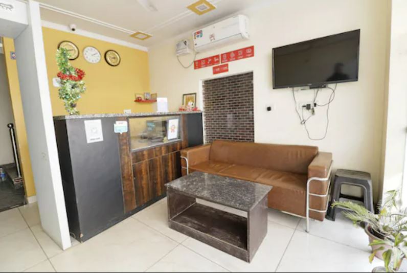 Hotel Sky Blue, New Delhi 5