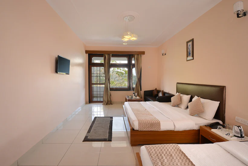 Hotel Maya Regency Bhimtal, Bhimtal 4