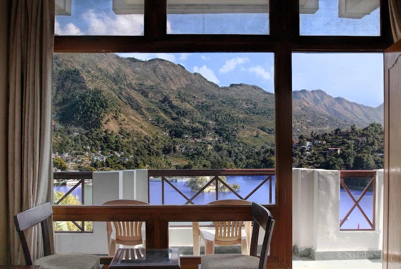 Hotel Lake Inn Bhimtal - Lake View Hotel