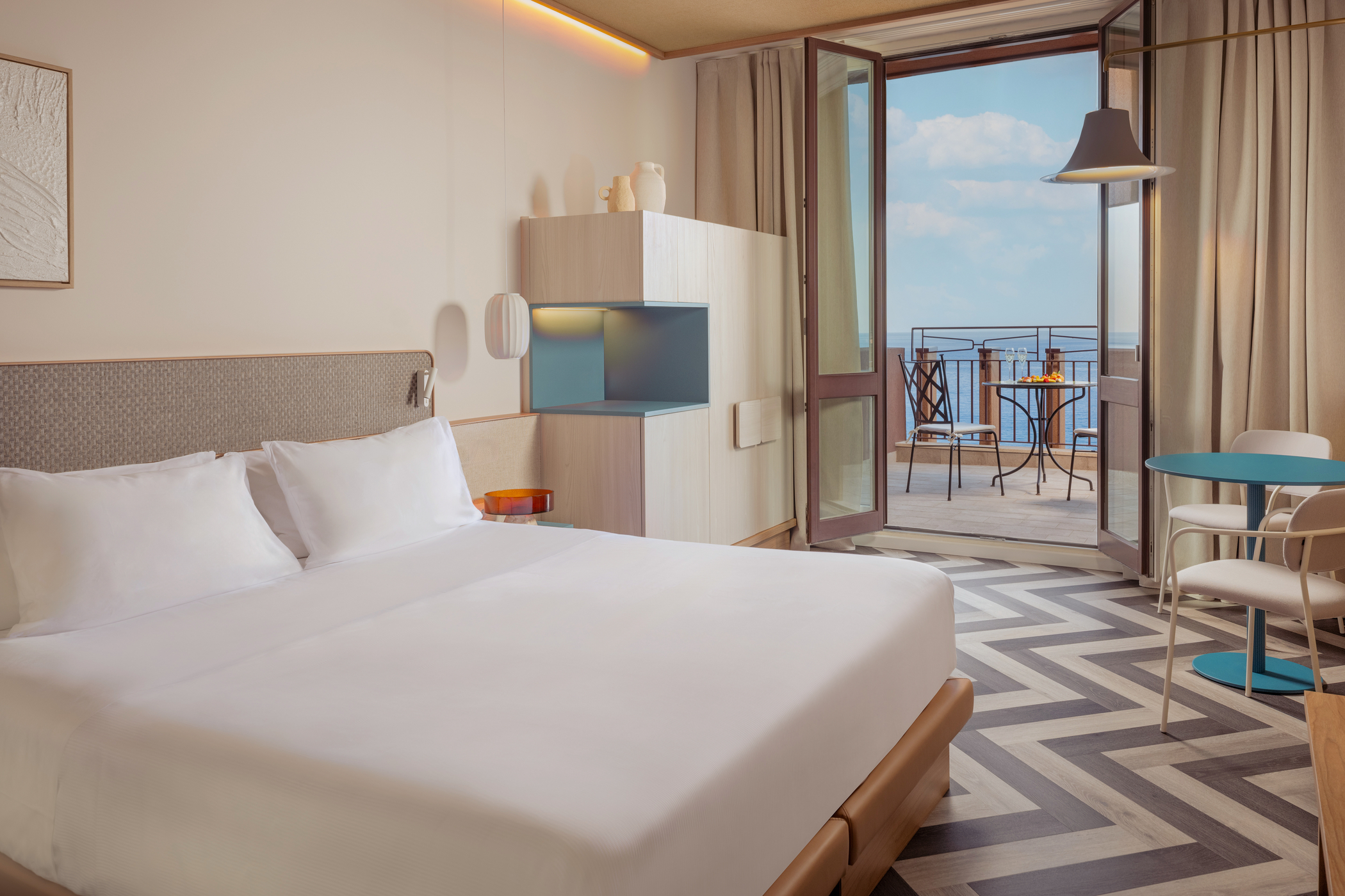 Prestige Twin Room with Sea View