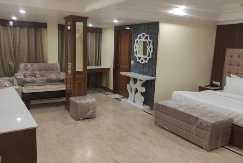 Hotel Drive Inn Mussoorie, Mussoorie 4