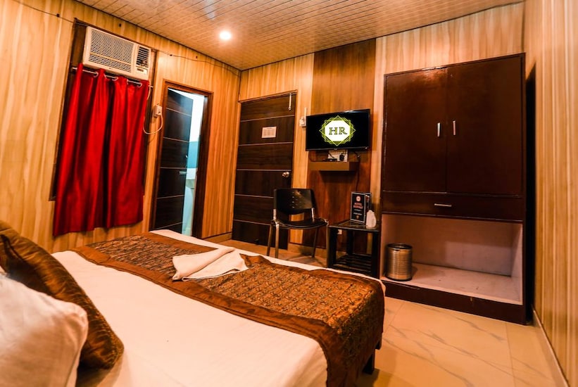 Hotel Runway By WB Inn, New Delhi 3