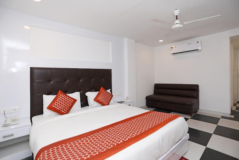 Hotel Heritage Home By WB Inn, New Delhi 2