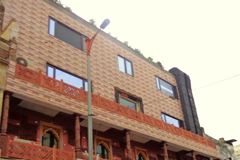 Hotel Heritage Home By WB Inn, New Delhi 3