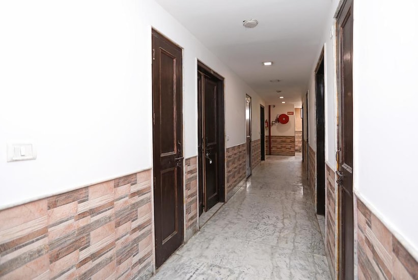 Hotel Heritage Home By WB Inn, New Delhi 5