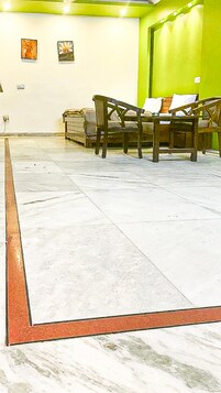 NK Residency By WB Inn, New Delhi 3