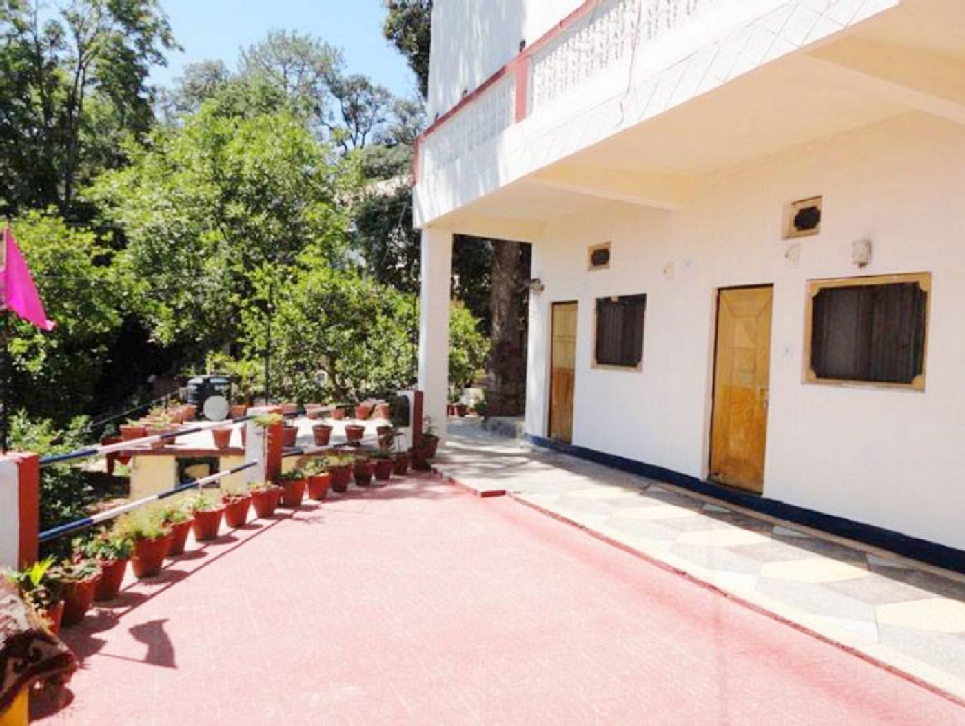 Tribhvan Ranikhet by Goroomgo