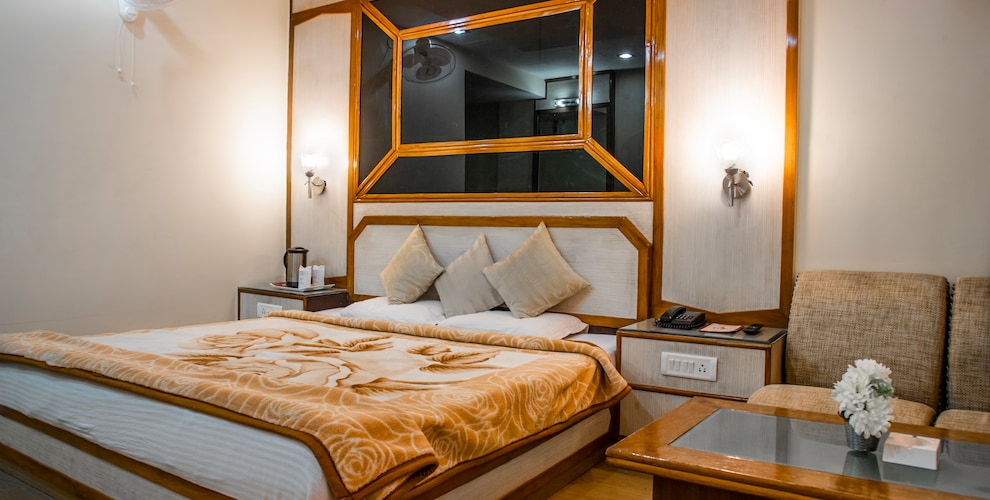 Deluxe Room AC/Heating