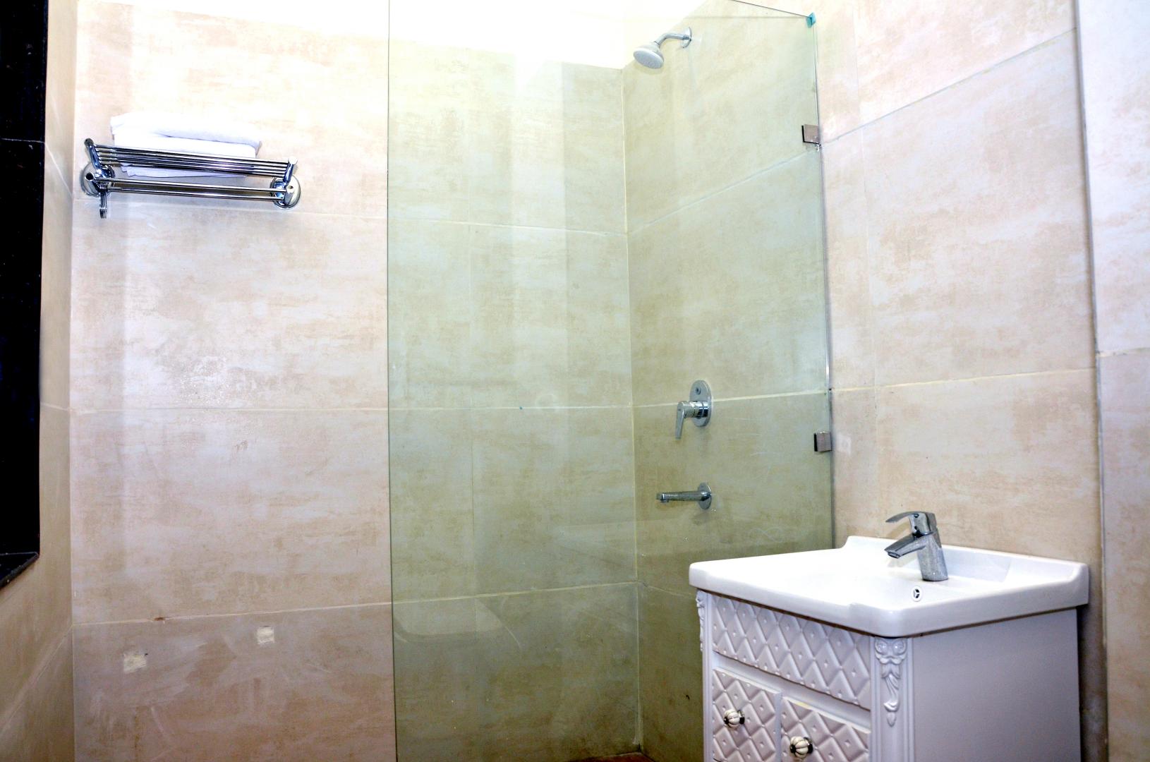 Hotel Golden Residency, Amritsar 4