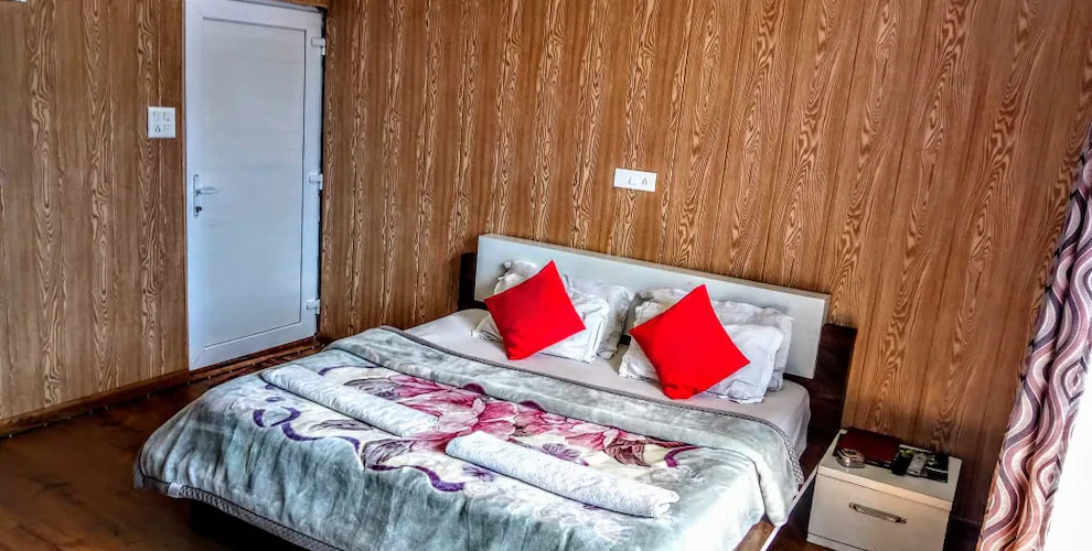 Hotel Vakratunda, Dharamshala 3