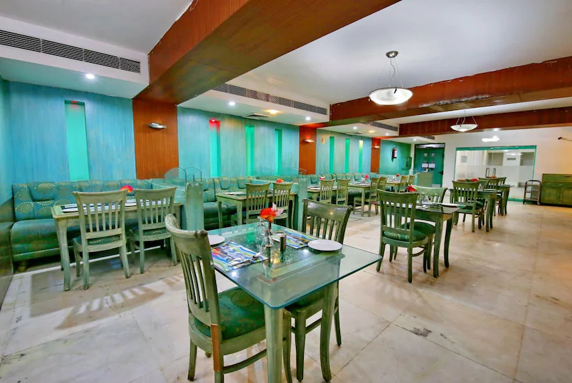 Hotel Woodland, Pathankot 5