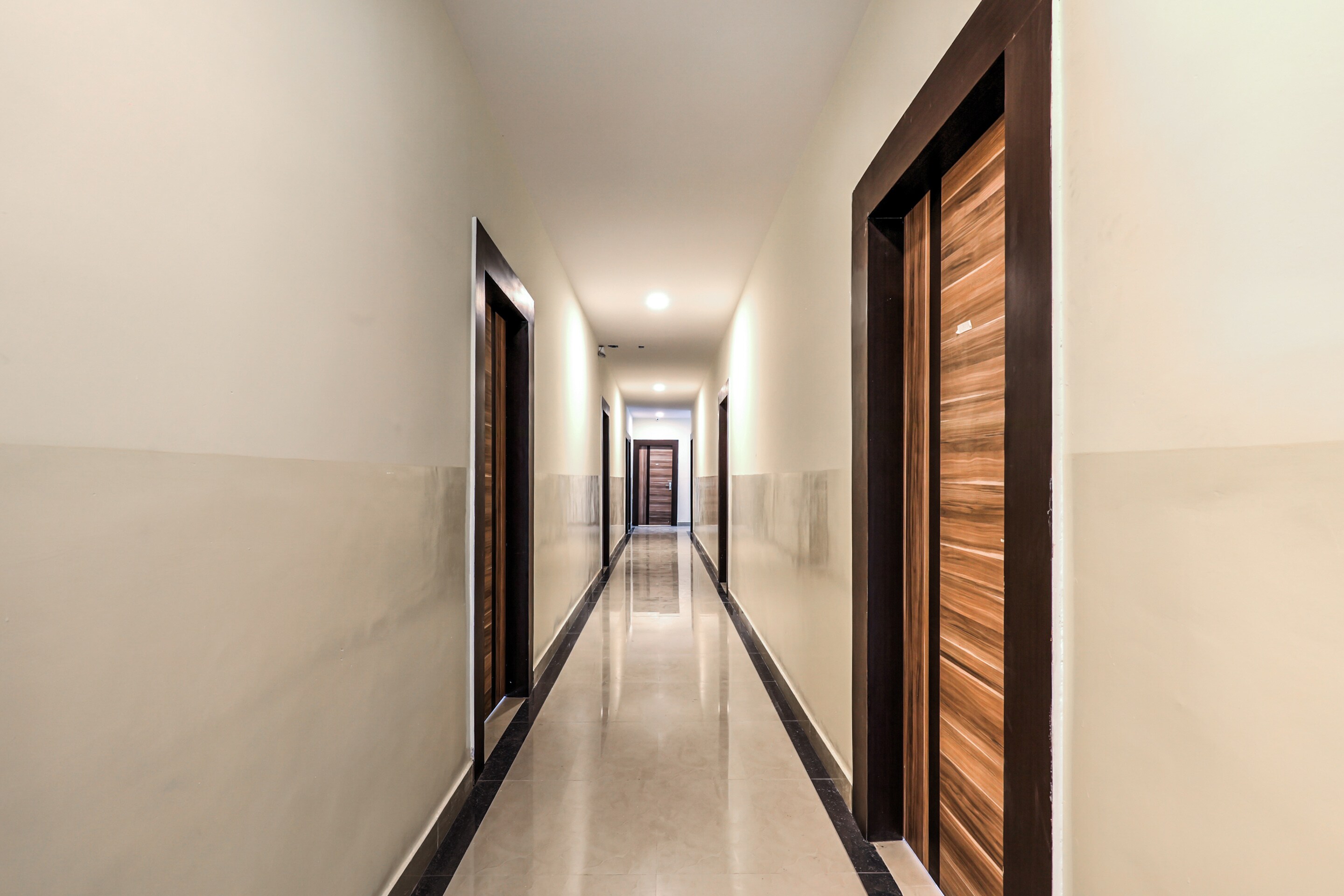 Capital O 13869 Hotel Saharsh Grand, Hyderabad 3