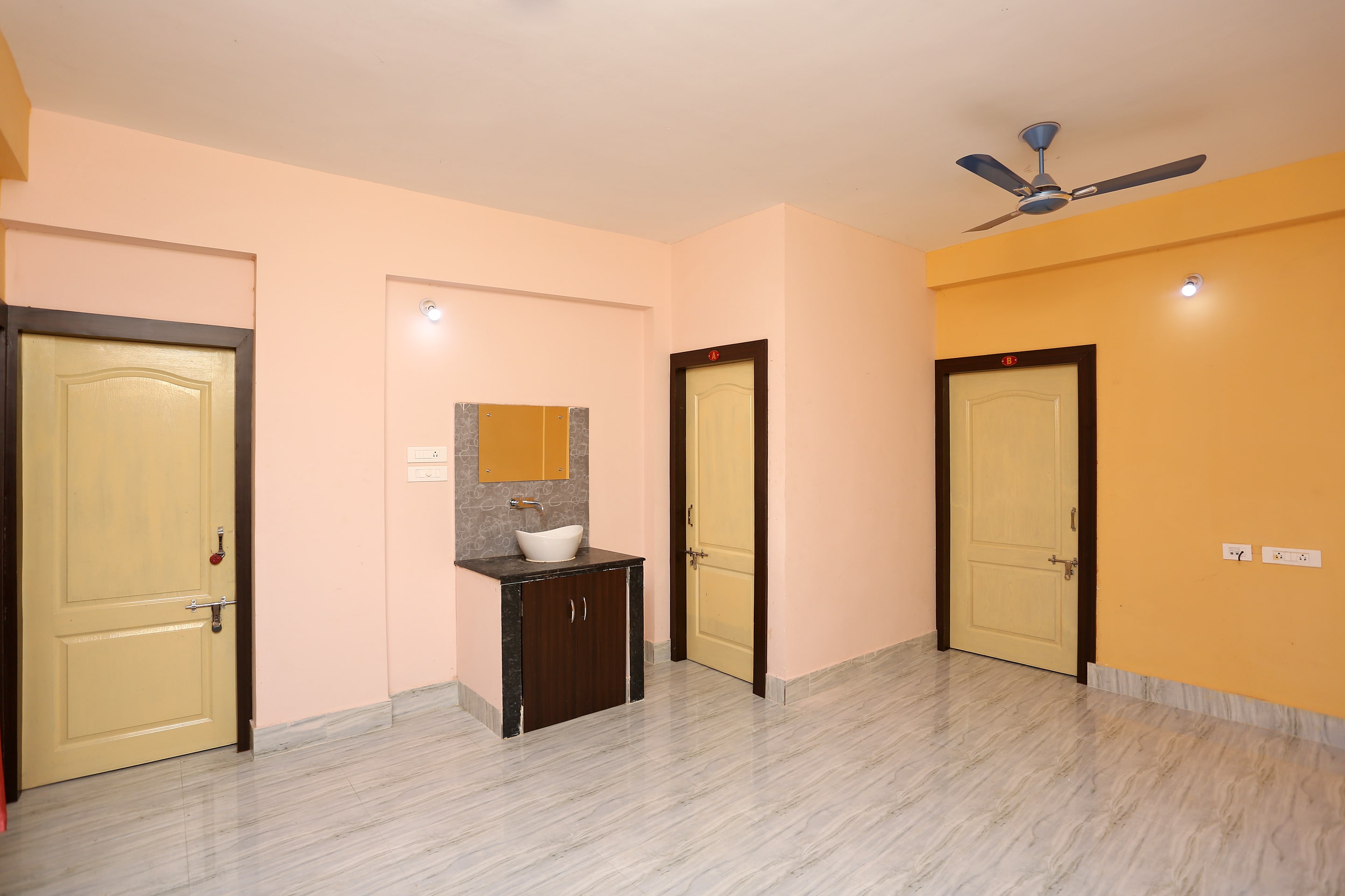 OYO 18896 Shibani & Suhani, Bhubaneswar 3