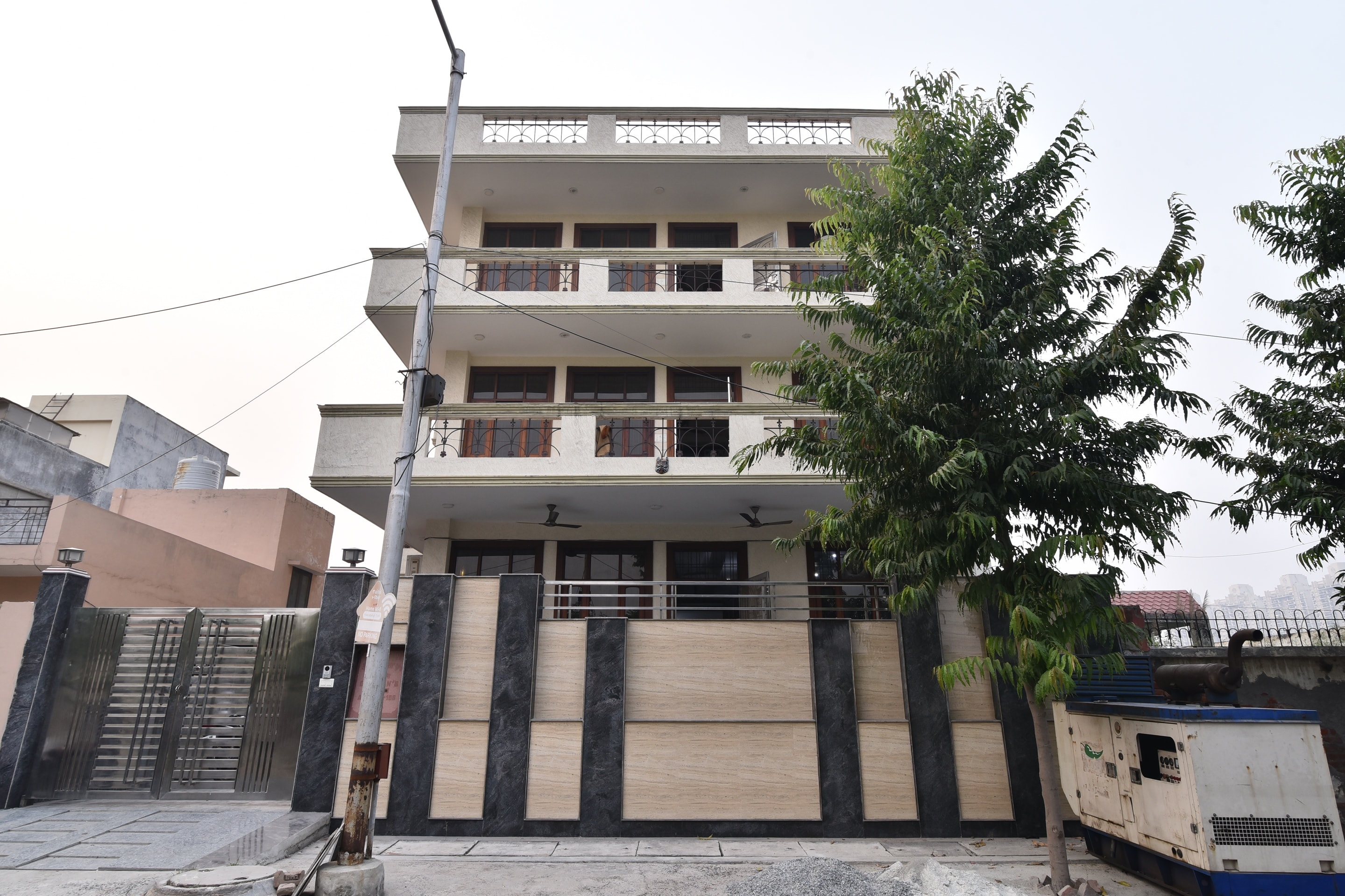 OYO 23628 Greno House, Noida 1