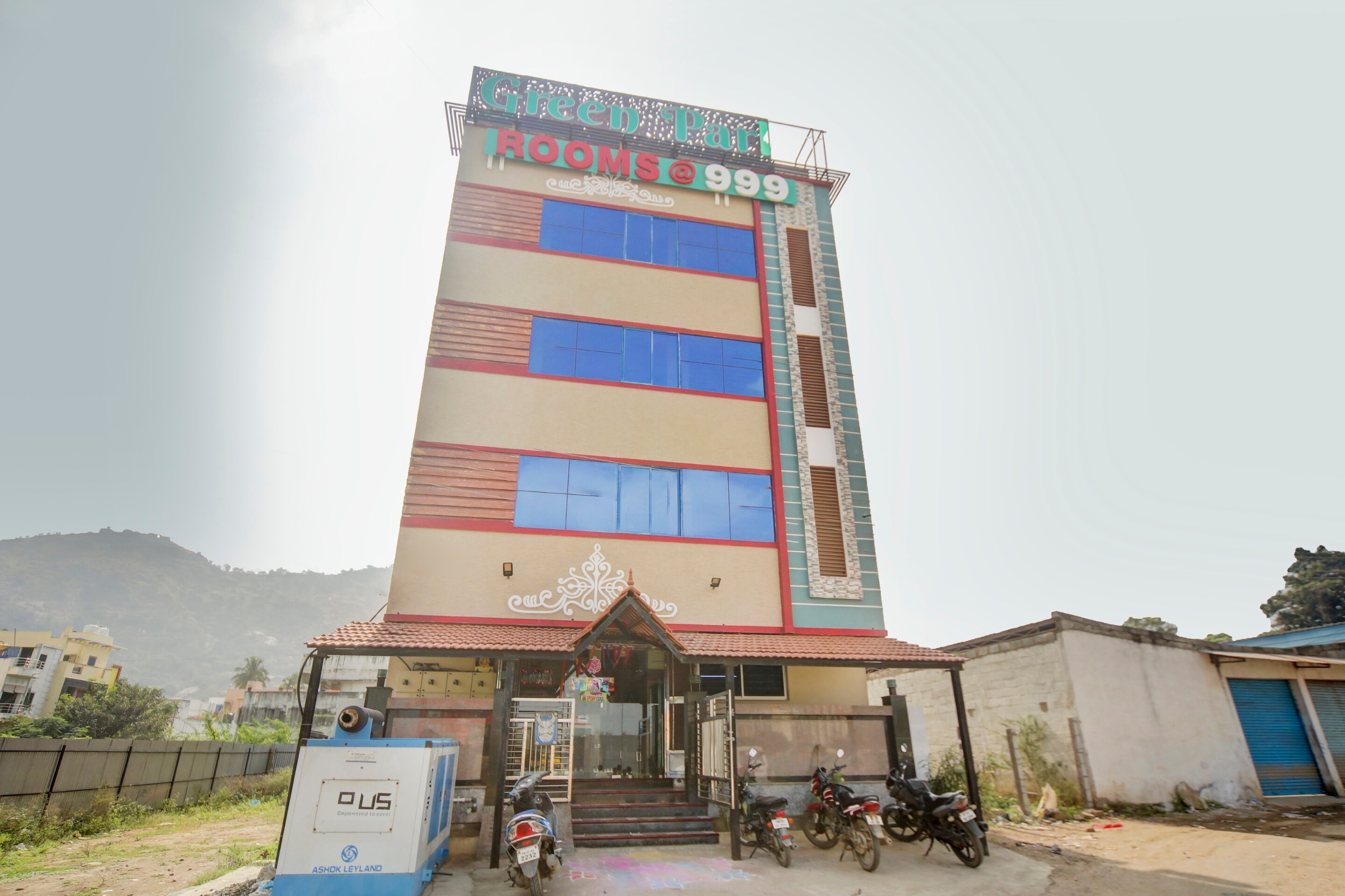 OYO 73817 Green Park, Vellore 4