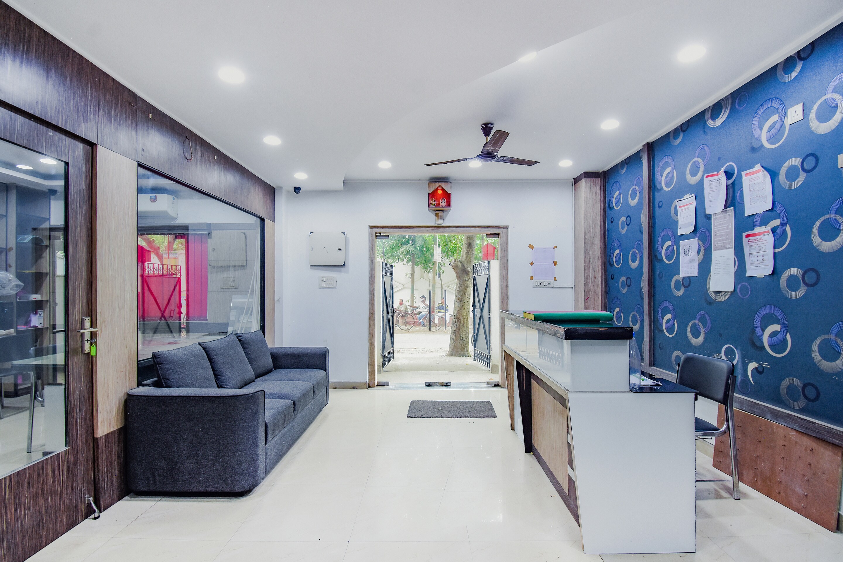 OYO Flagship 76077 ADRI HOTELS 2, Kolkata 5
