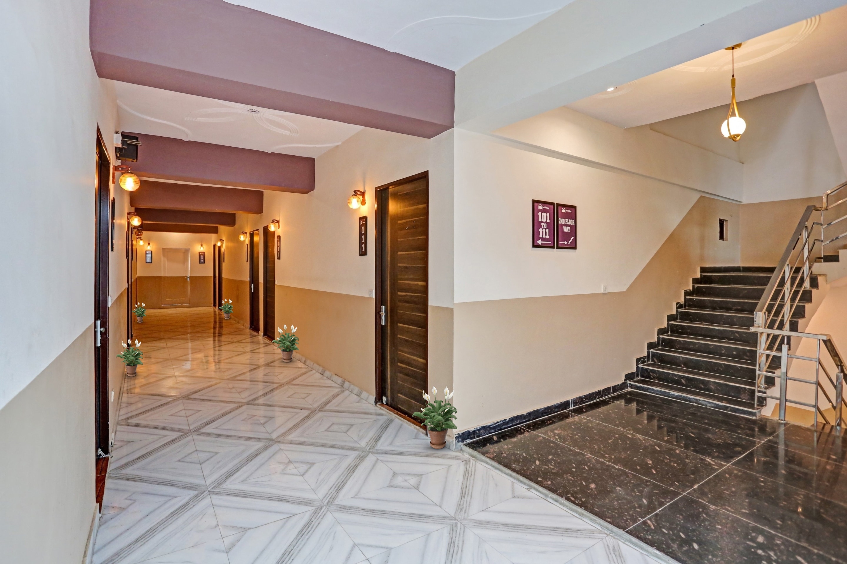 OYO 74435 Hotel Sharma, Noida 5