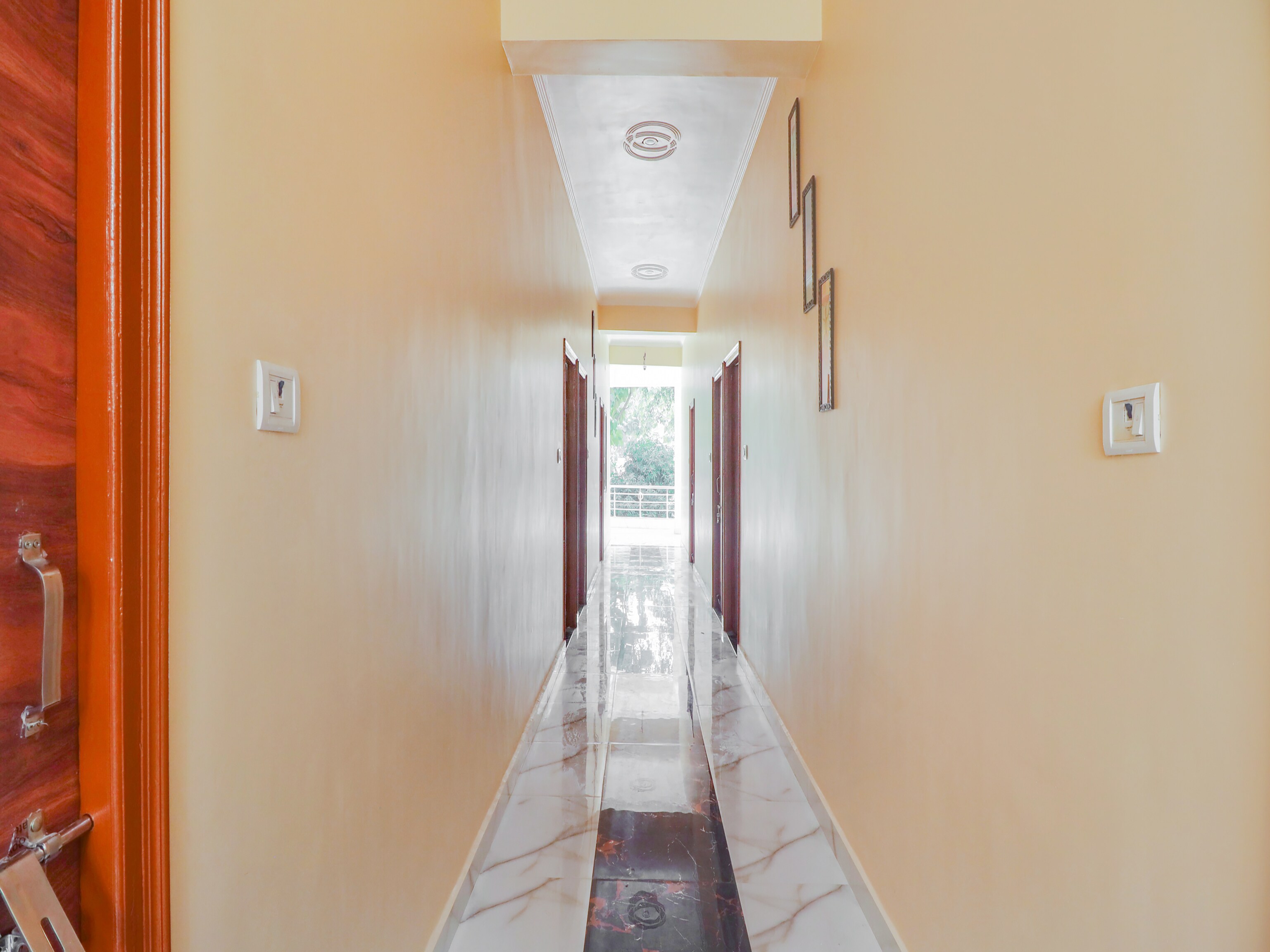 OYO 77606 Deep inn, Lucknow 4