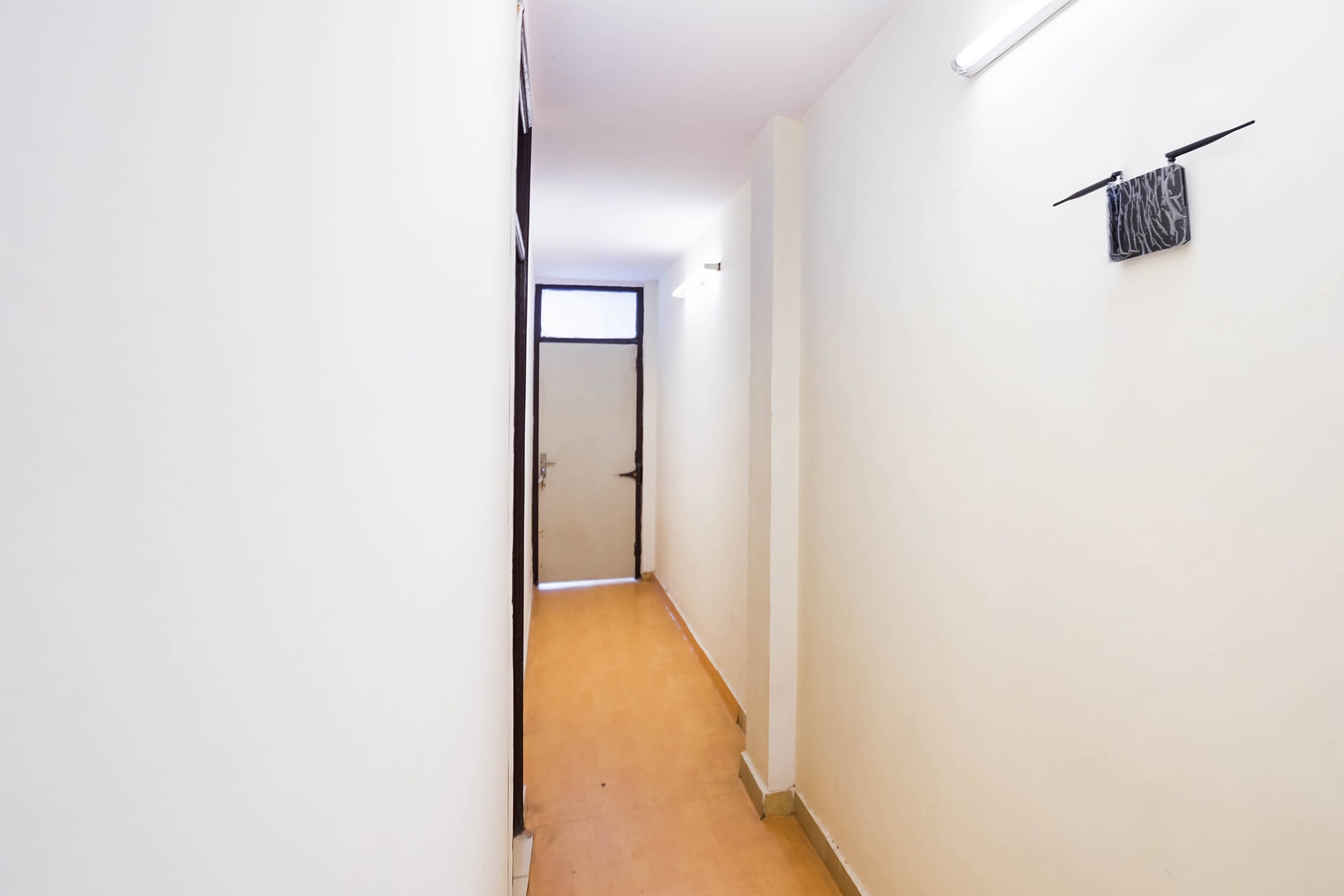 OYO Home 78969 E-block, New Delhi 5