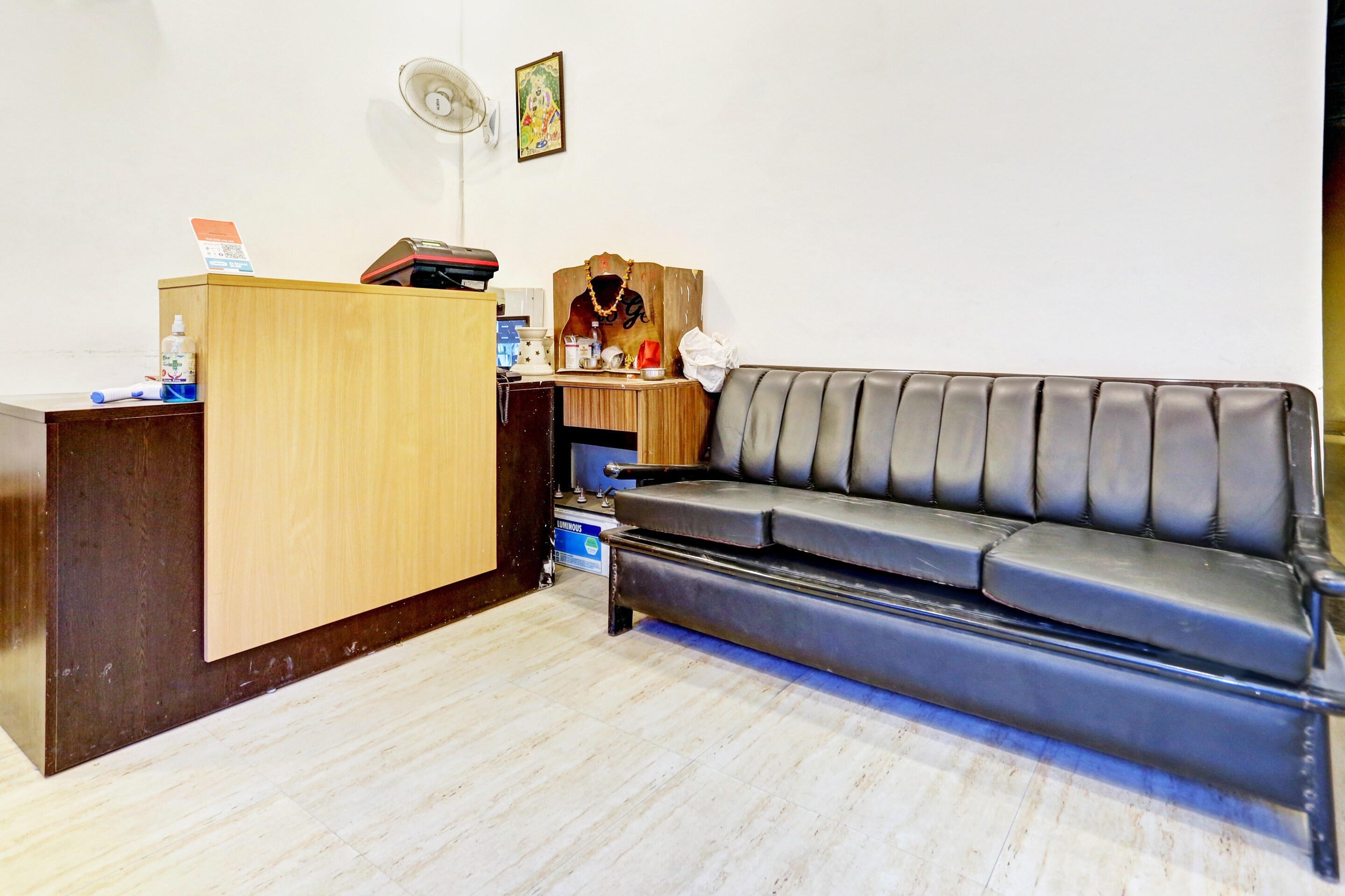 OYO 81119 Hotel Prince, New Delhi 5