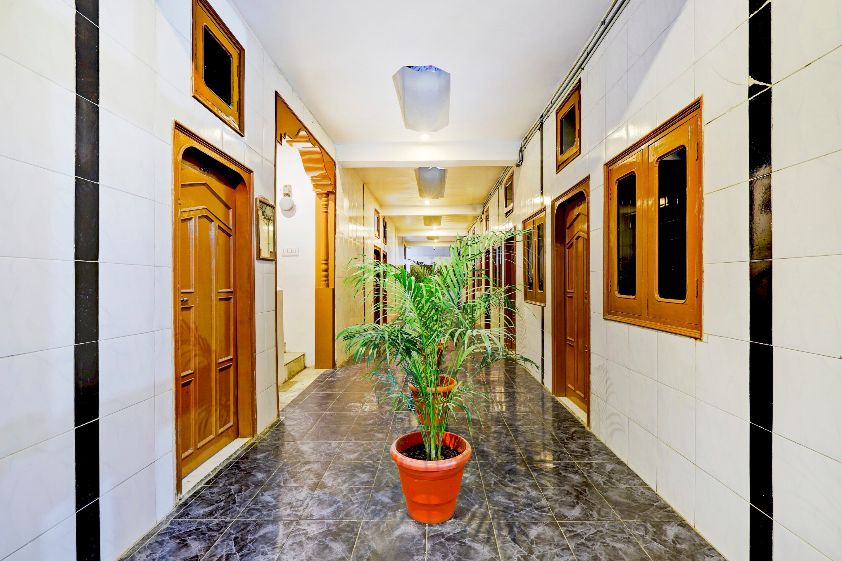 OYO 82660 Hotel Flamingo, Patan 5