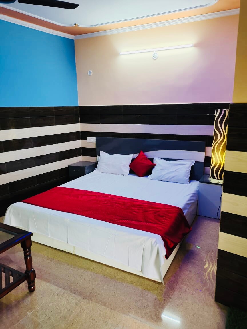 OYO 84096 Riverview Resort And Restaurant, Noida 2