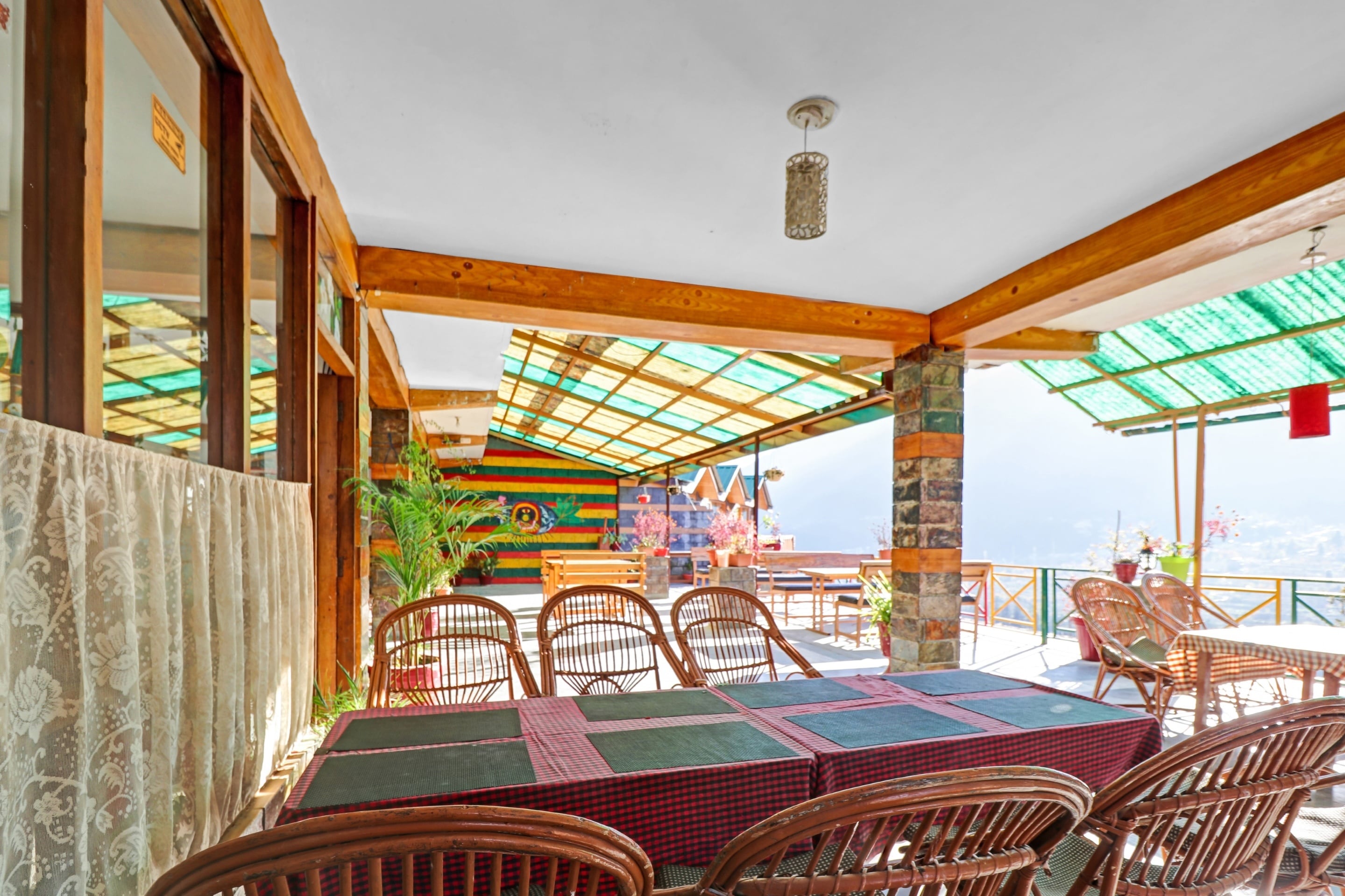 Capital O 84257 Hotel Himalayan Travels, Manali 2