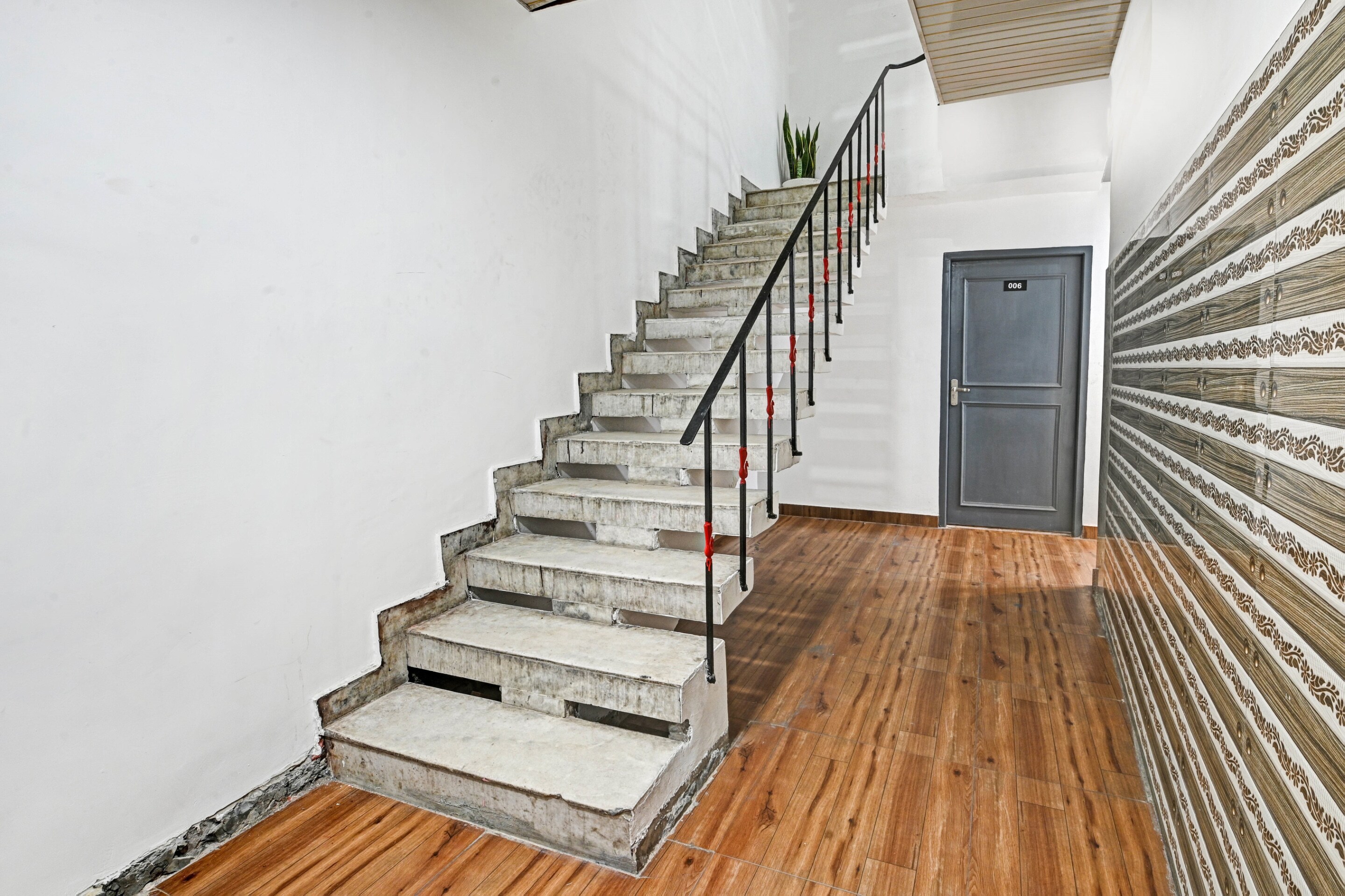 OYO Townhouse 703 Super-3 Govind Nagar, Kanpur 5