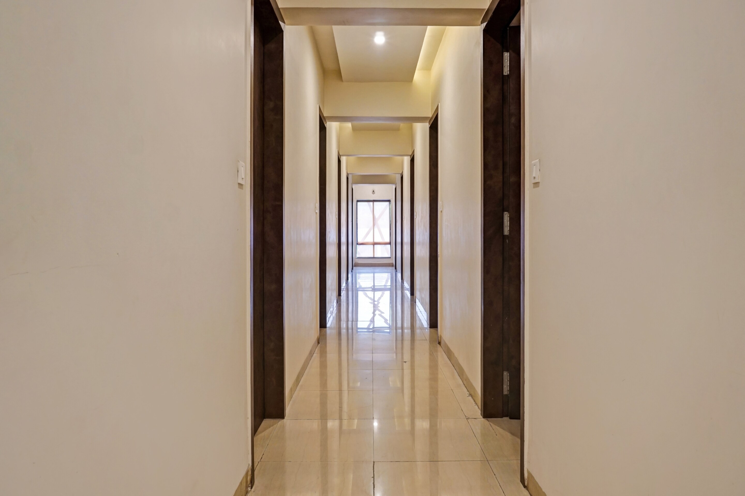 Collection O 84516 Hotel Royce Studios, Pune 3