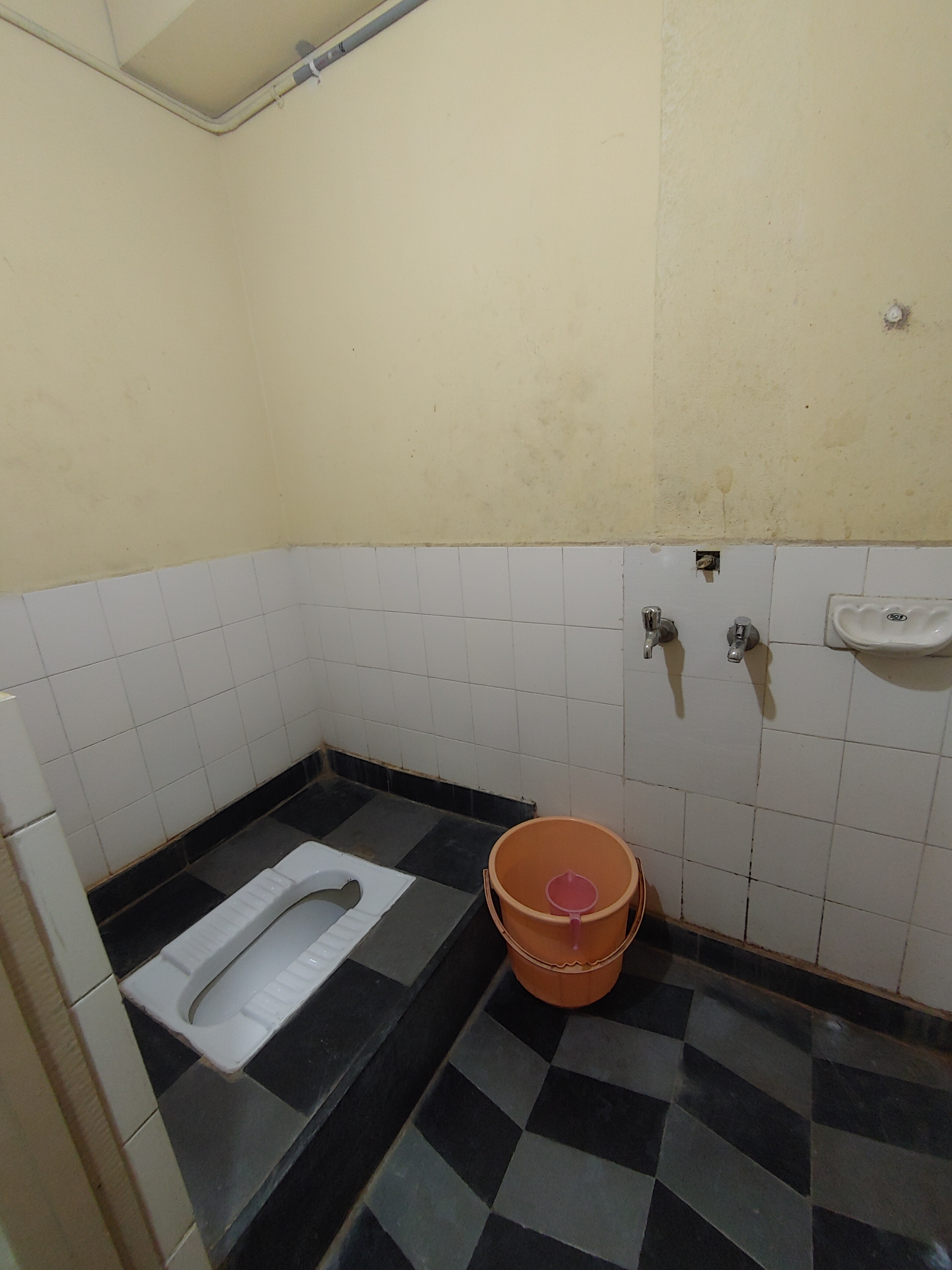 SPOT ON 82436 Gopi Mini Guest House, Hyderabad 3