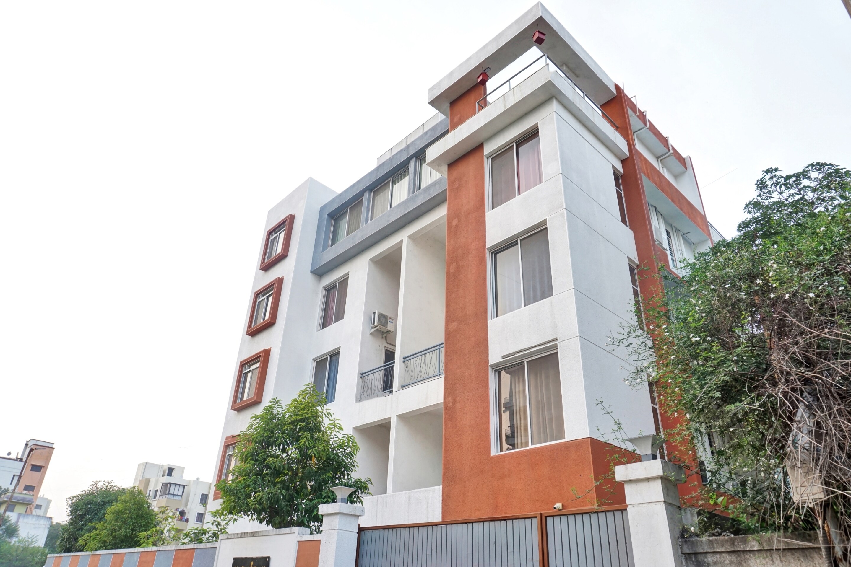 OYO flagship 85057 Hotel Felicita Pride, Pune 3