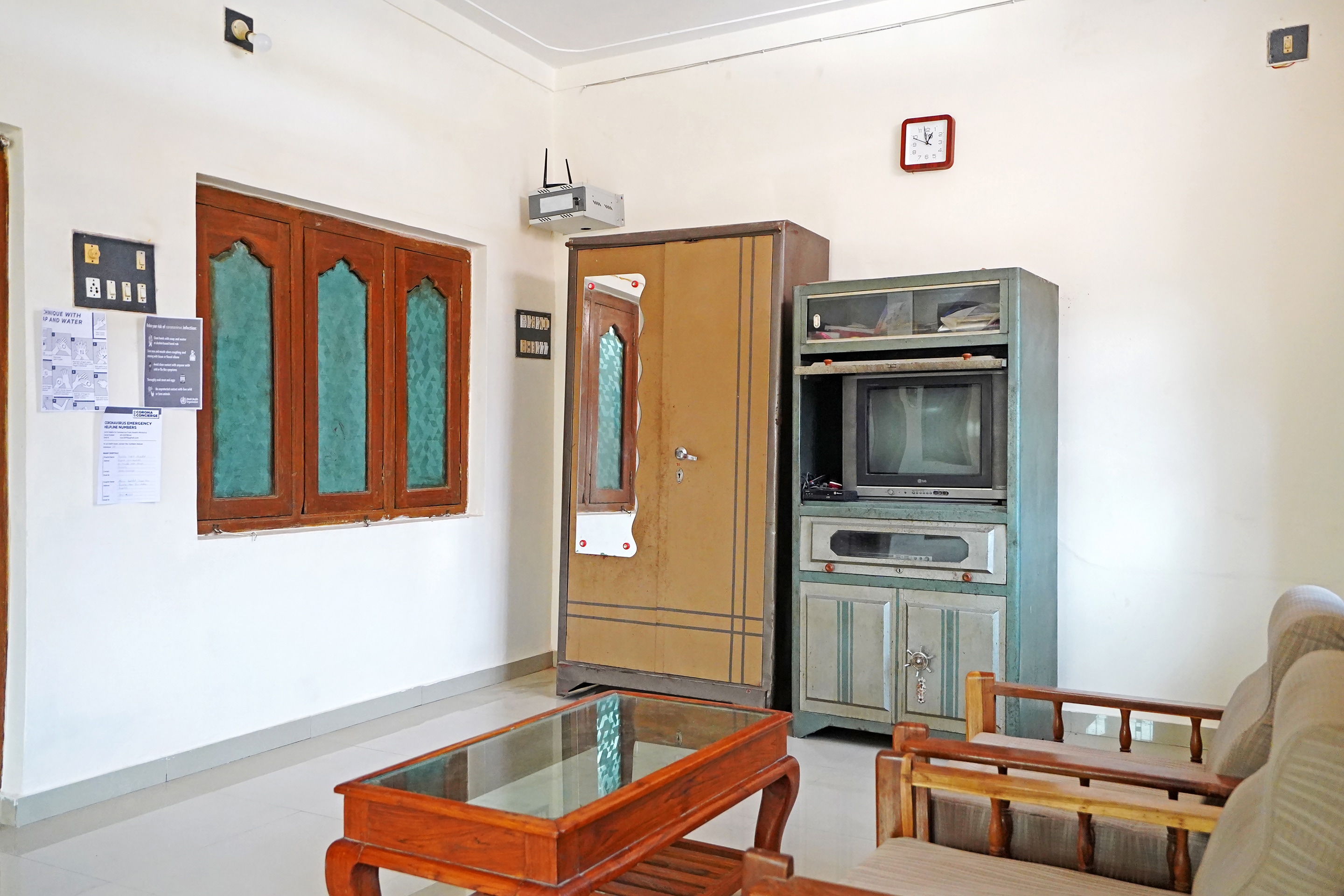 OYO 84274 Unity Home Stay, Vadodara 3