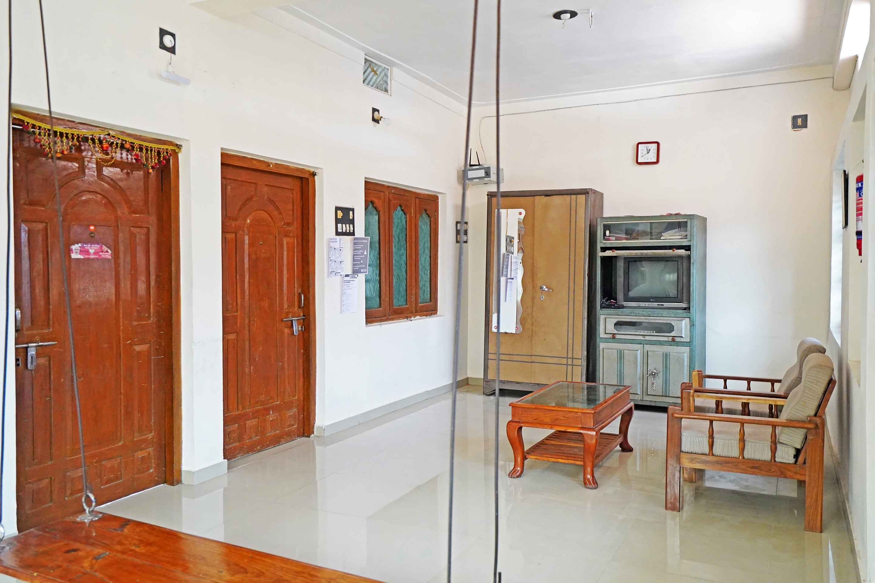 OYO 84274 Unity Home Stay, Vadodara 4
