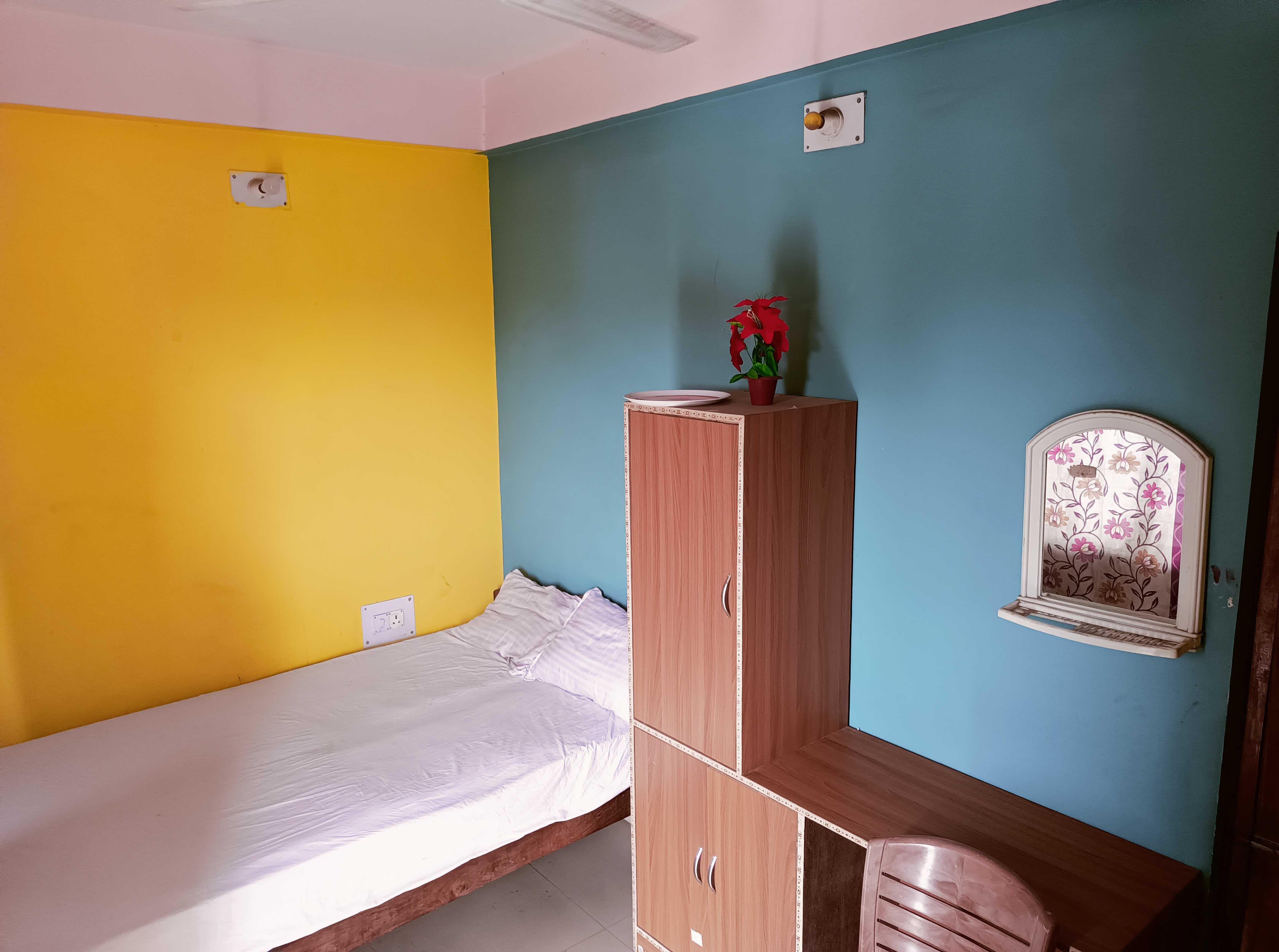 OYO 86960 Shree Hotels, Bhagalpur 4