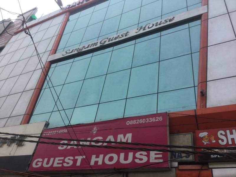 OYO 87010 Sangam Guest House, Noida 4