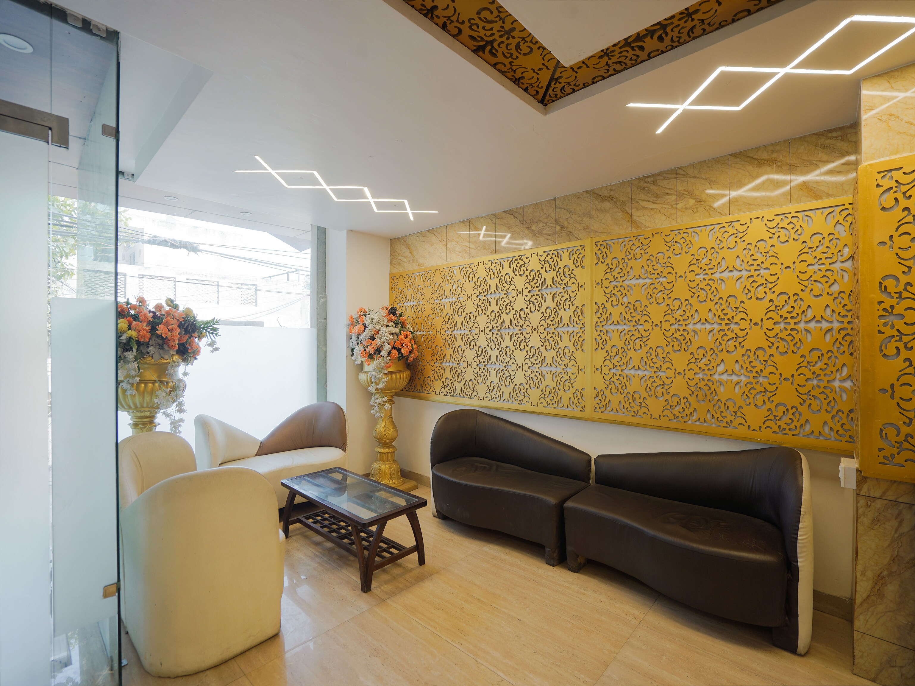 Townhouse 871 Hotel Sg Grand, Amritsar 4