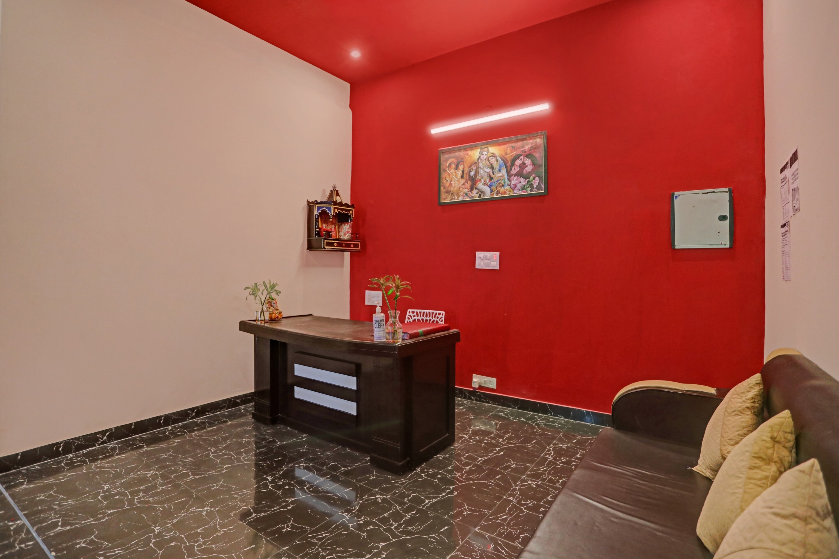 OYO Flagship 87294 Pari Hotel, Noida 5