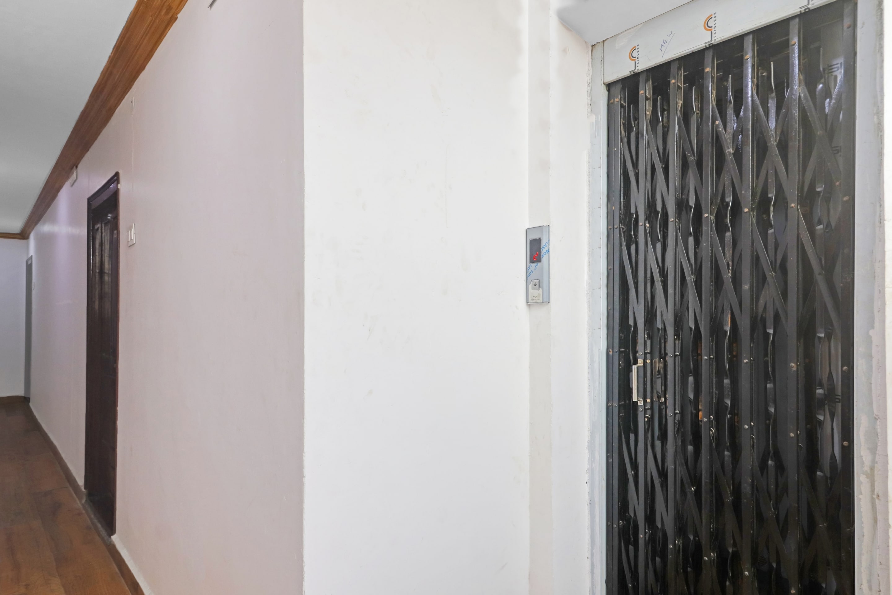 OYO 71930 V Guest Inn, Hyderabad 4