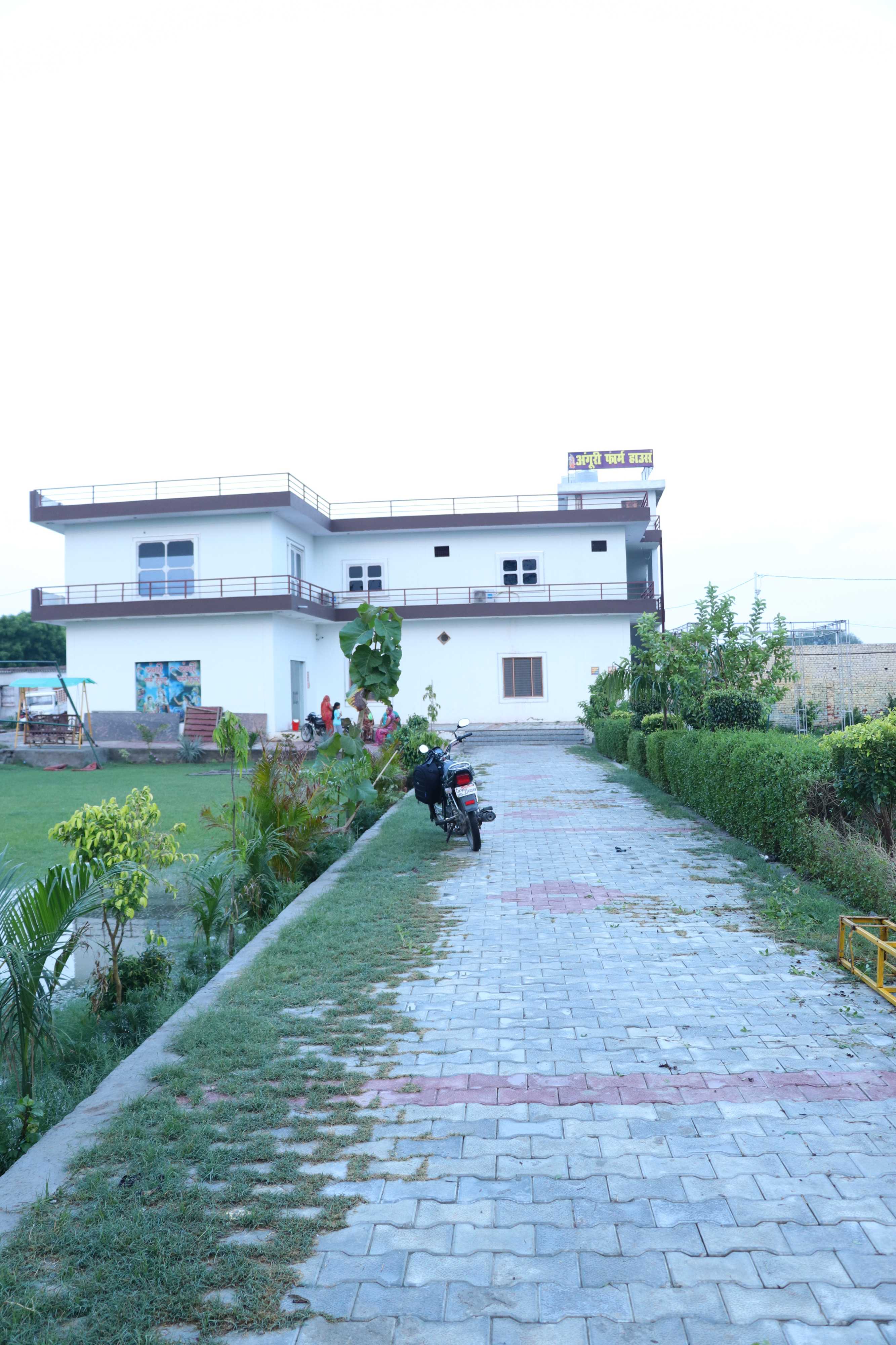 POP 88749 Angoori Farm House, Mathura 4