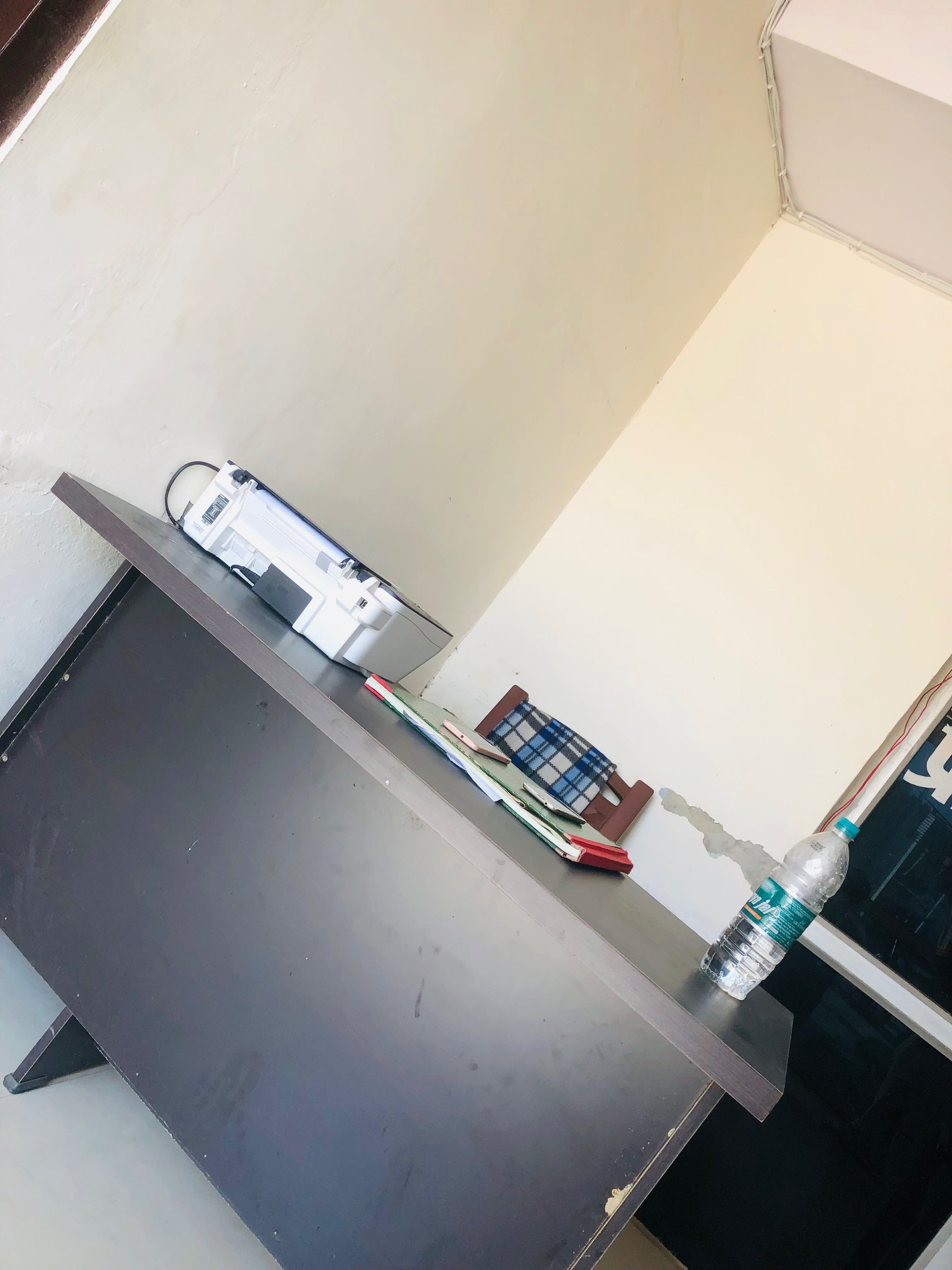 OYO 88999 Shri Krishna Hotel, Noida 2
