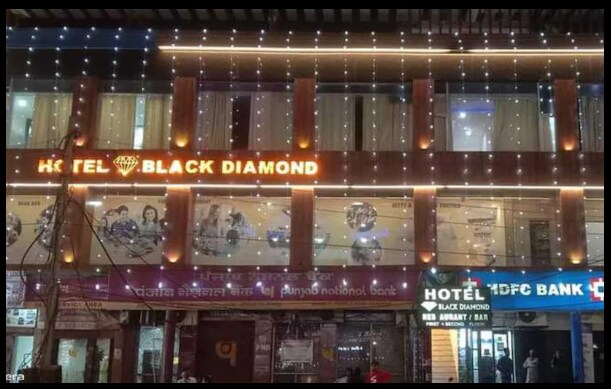 OYO 88996 Hotel Black Diamond 2, Zirakpur 2