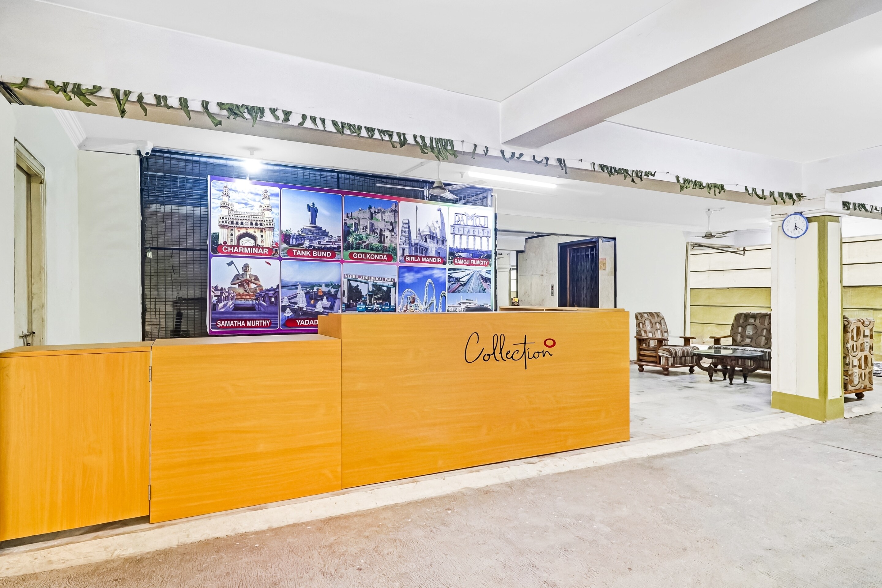 Capital O Hotel Samrat Palace Near Nampally Station, Hyderabad 4