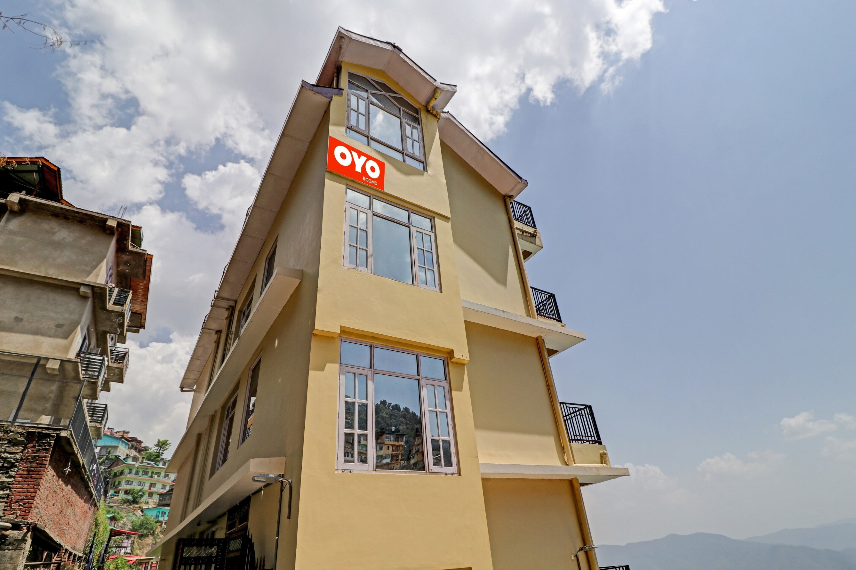 OYO 88027 Hotel Karan, Shimla 2