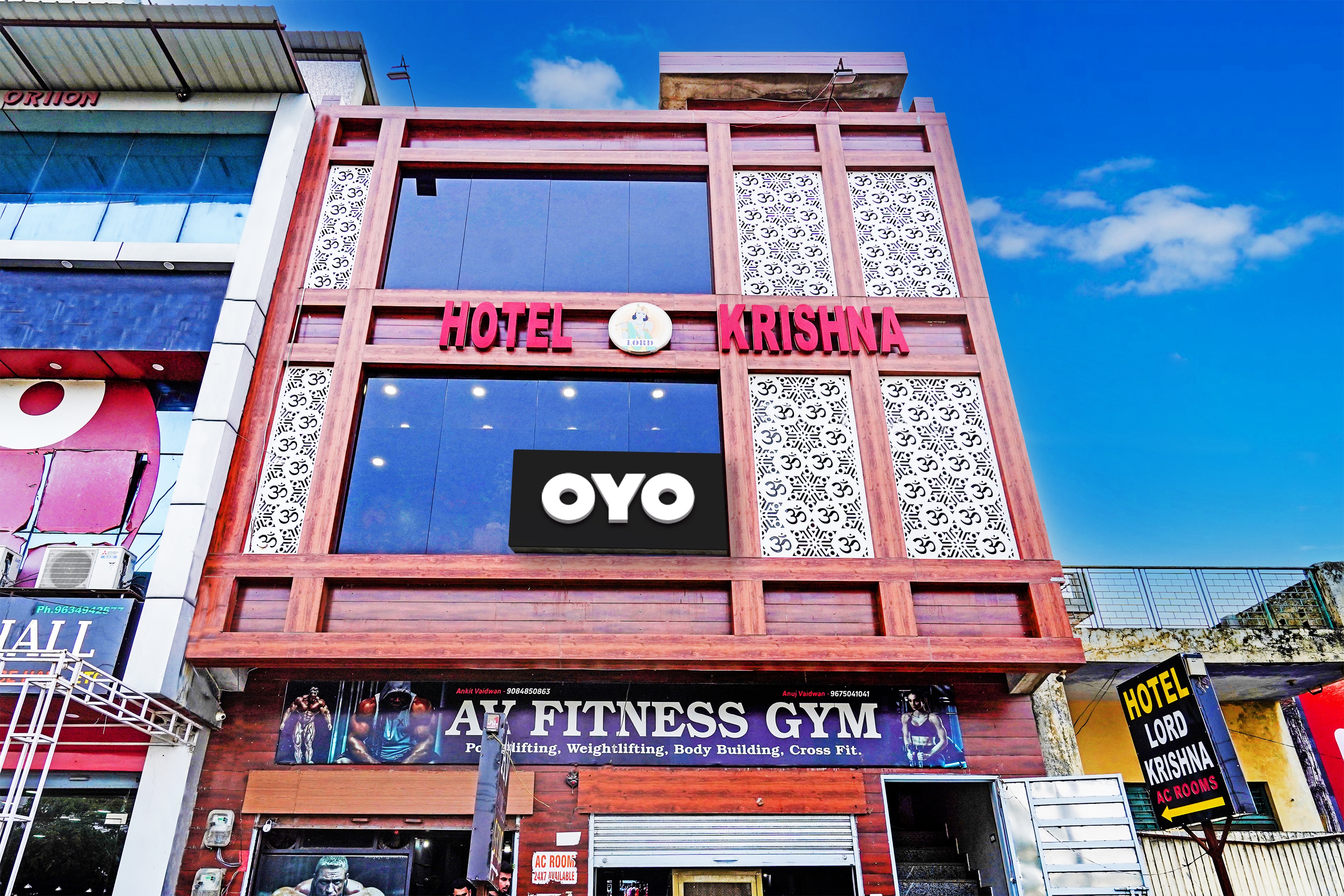 OYO 90052 Hotel Lord Krishna, Meerut 4
