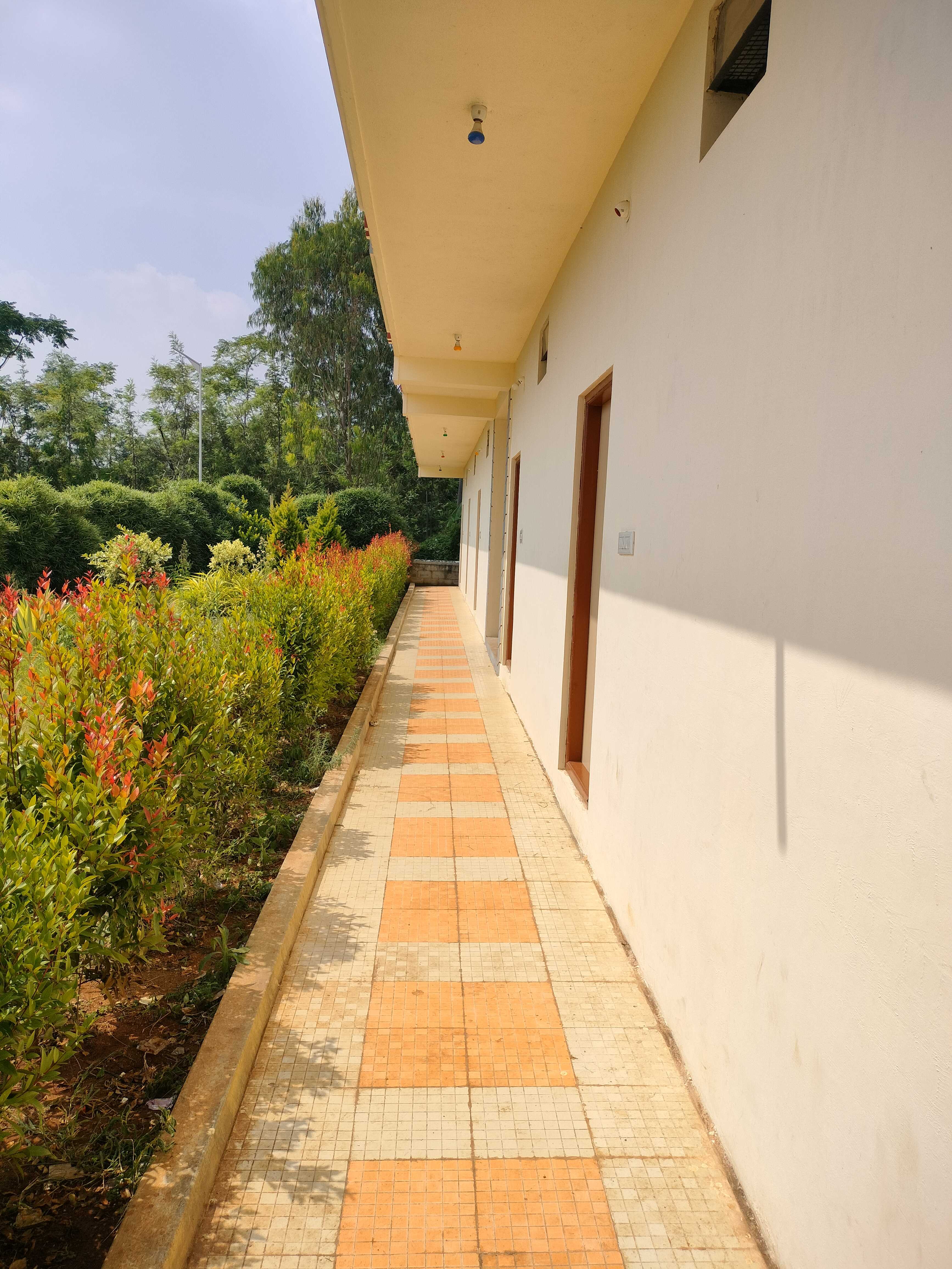 OYO 90707 Nisarga Residency, Mysore 4