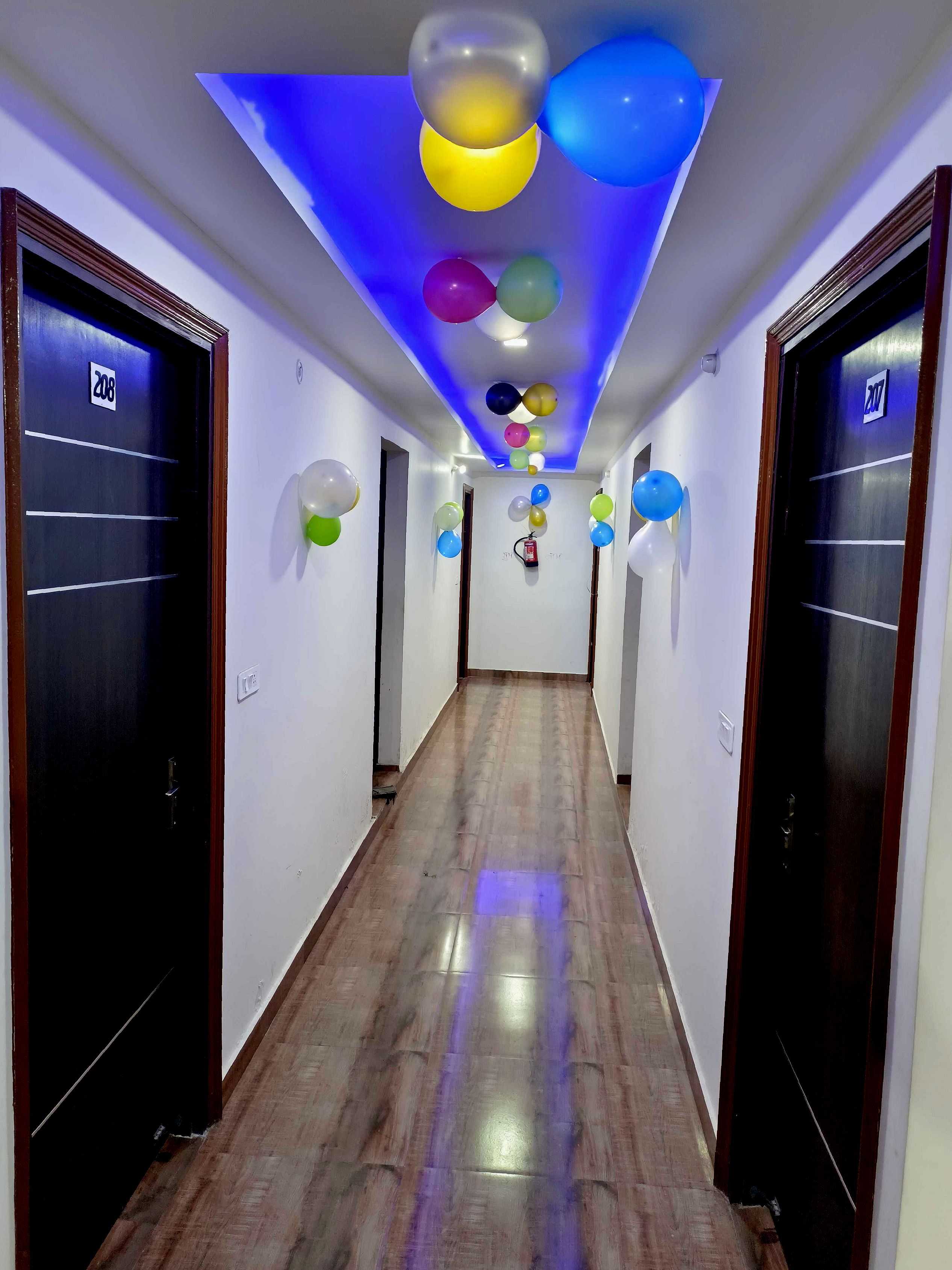 OYO 90894 Hotel oyo sky hills, Lucknow 2